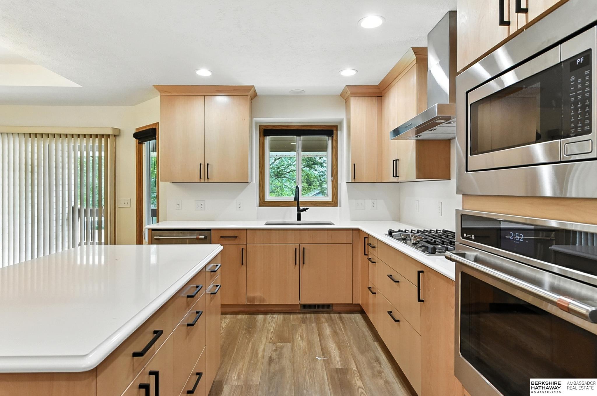 La Vista, Nebraska 68128, United States, 4 Bedrooms Bedrooms, ,3 BathroomsBathrooms,Residential,Active,192577