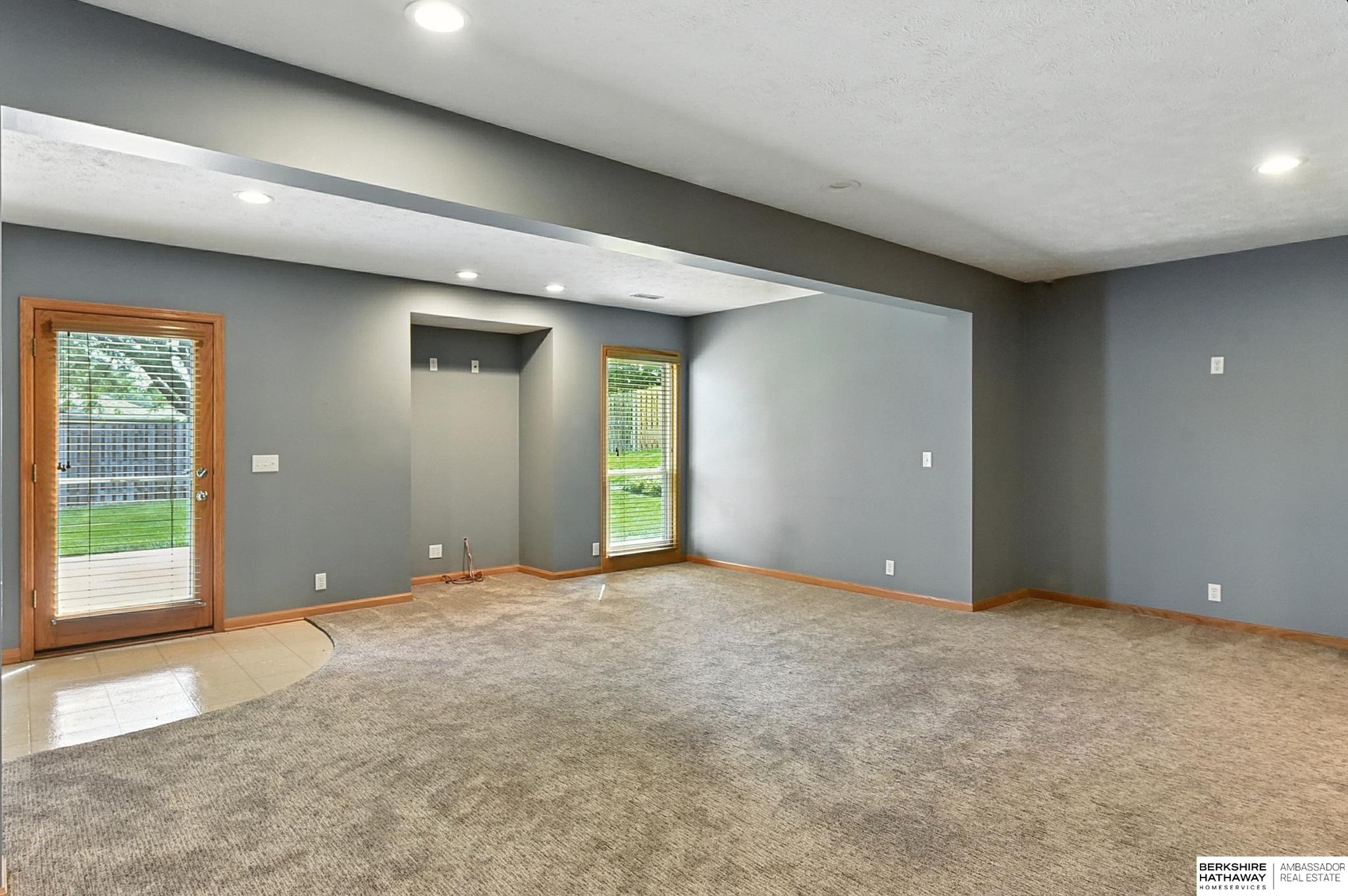 La Vista, Nebraska 68128, United States, 4 Bedrooms Bedrooms, ,3 BathroomsBathrooms,Residential,Active,192577