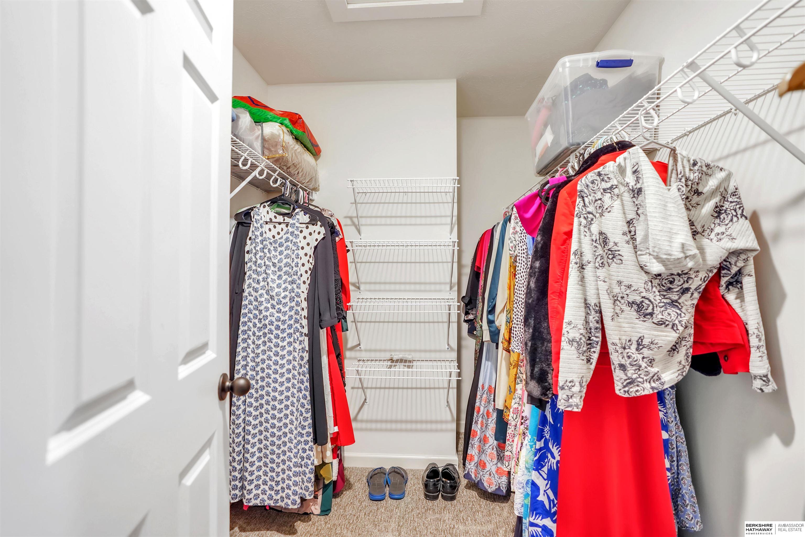 Omaha, Nebraska 68130, United States, 4 Bedrooms Bedrooms, ,3 BathroomsBathrooms,Residential,Active,203990