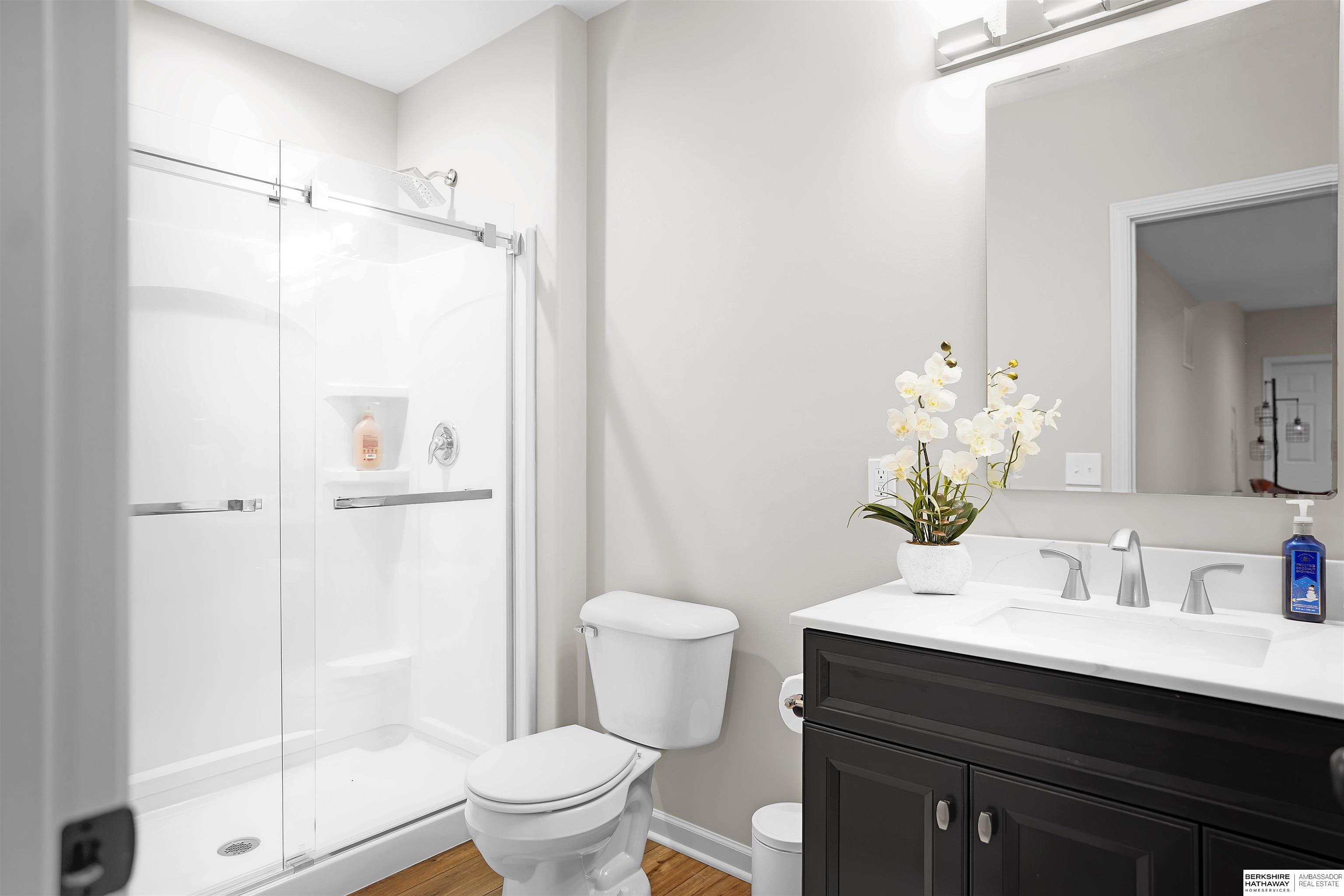 Omaha, Nebraska 68130, United States, 4 Bedrooms Bedrooms, ,3 BathroomsBathrooms,Residential,Active,203990