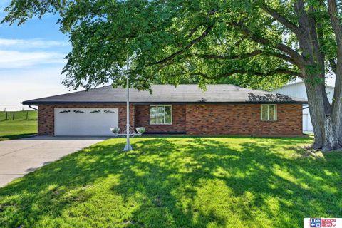Photo of 12101 N 126th Street, Omaha, NE 68124 (MLS # 22613348)