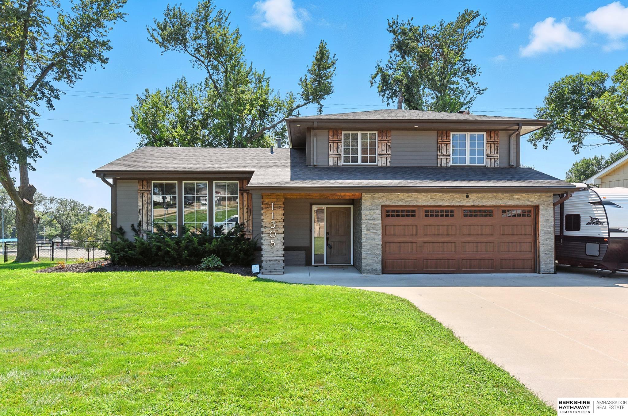 Omaha, Nebraska 68164, United States, 3 Bedrooms Bedrooms, ,3 BathroomsBathrooms,Residential,Active,195936