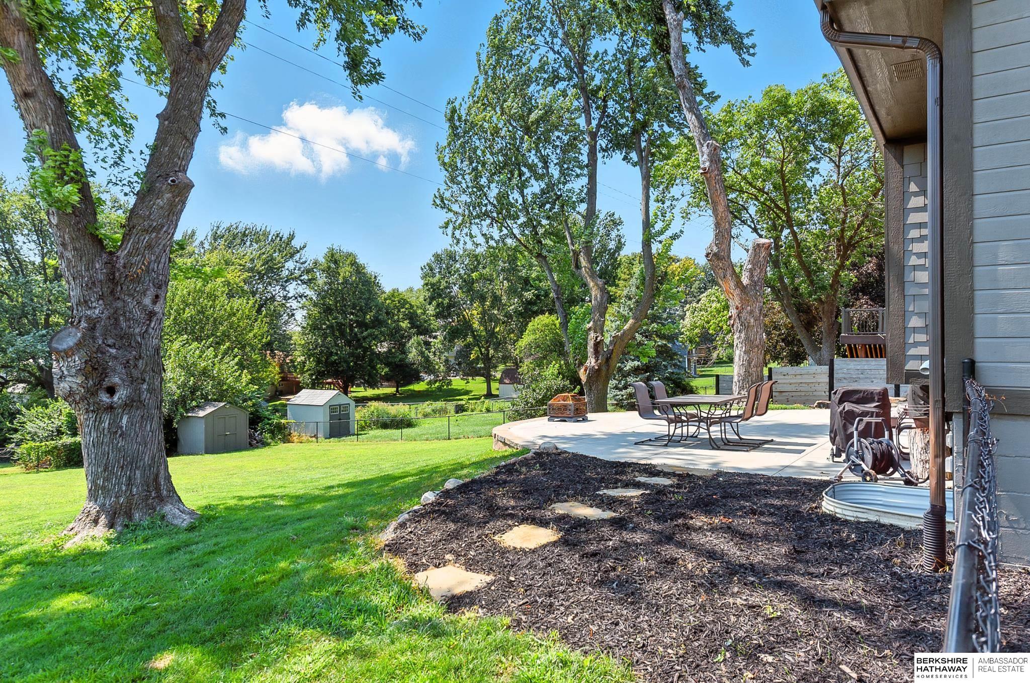 Omaha, Nebraska 68164, United States, 3 Bedrooms Bedrooms, ,3 BathroomsBathrooms,Residential,Active,195936