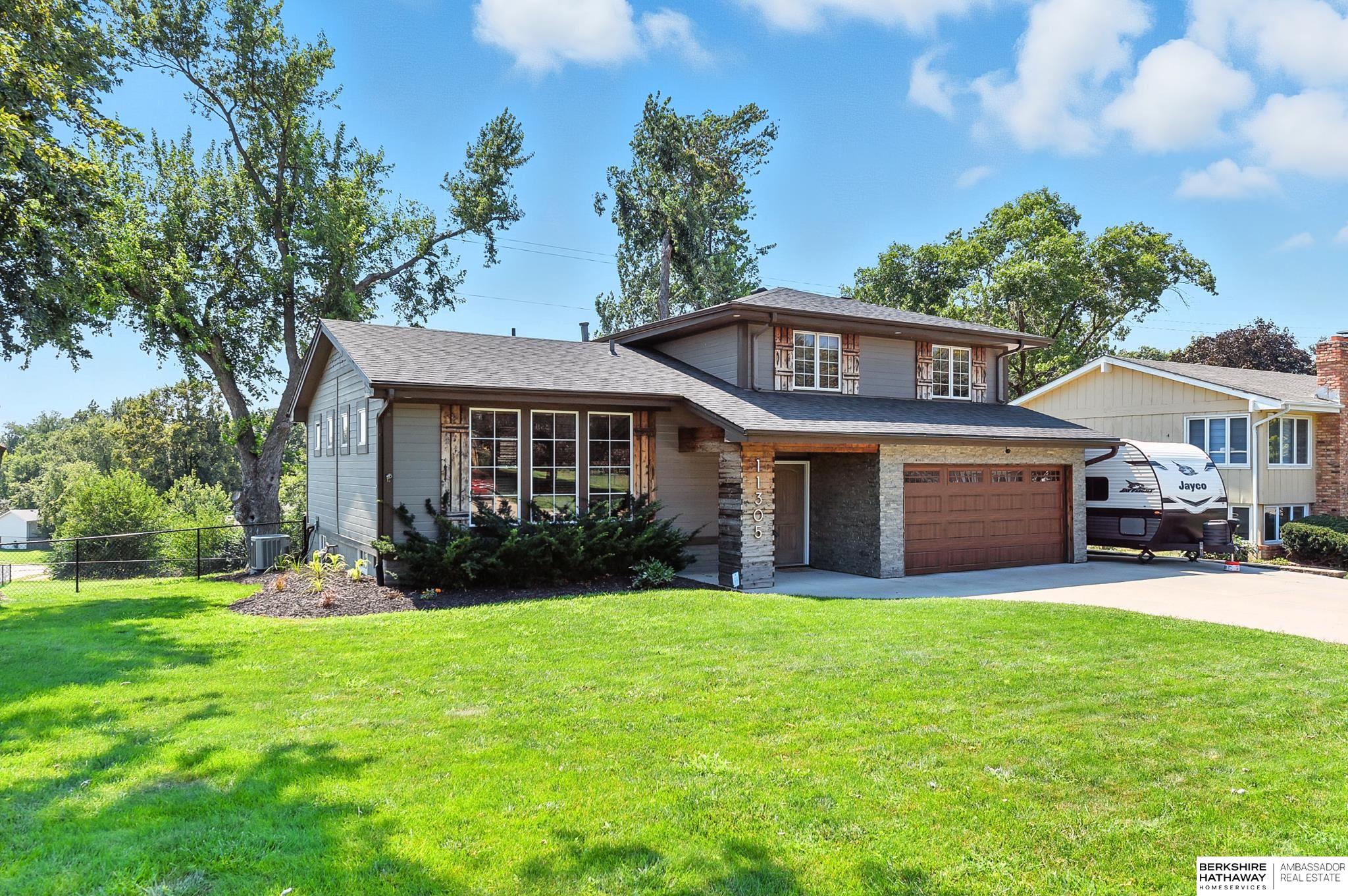 Omaha, Nebraska 68164, United States, 3 Bedrooms Bedrooms, ,3 BathroomsBathrooms,Residential,Active,195936