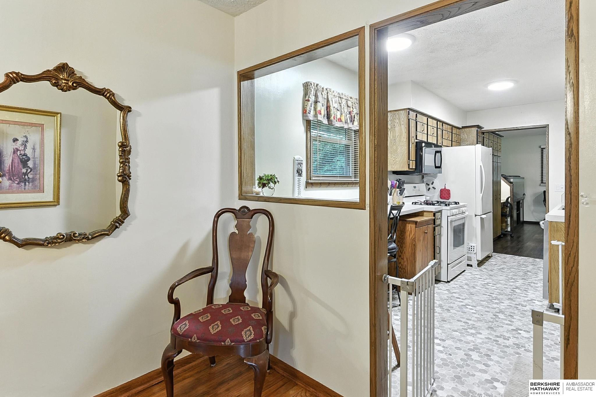 Omaha, Nebraska 68132, United States, 3 Bedrooms Bedrooms, ,1 BathroomBathrooms,Residential,Pending,206560