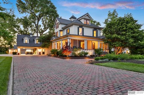 Photo of 512 N Spruce Street, Valley, NE 68064 (MLS # 22609988)