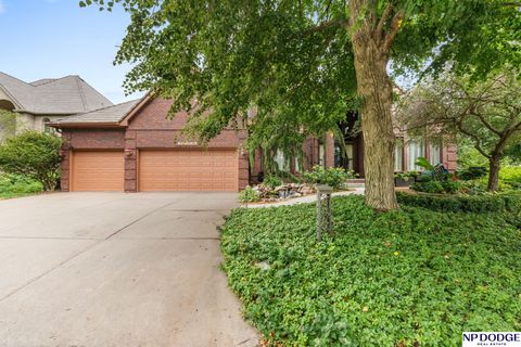 Photo of 115 S 128th Plaza, Omaha, NE 68154 (MLS # 22607838)
