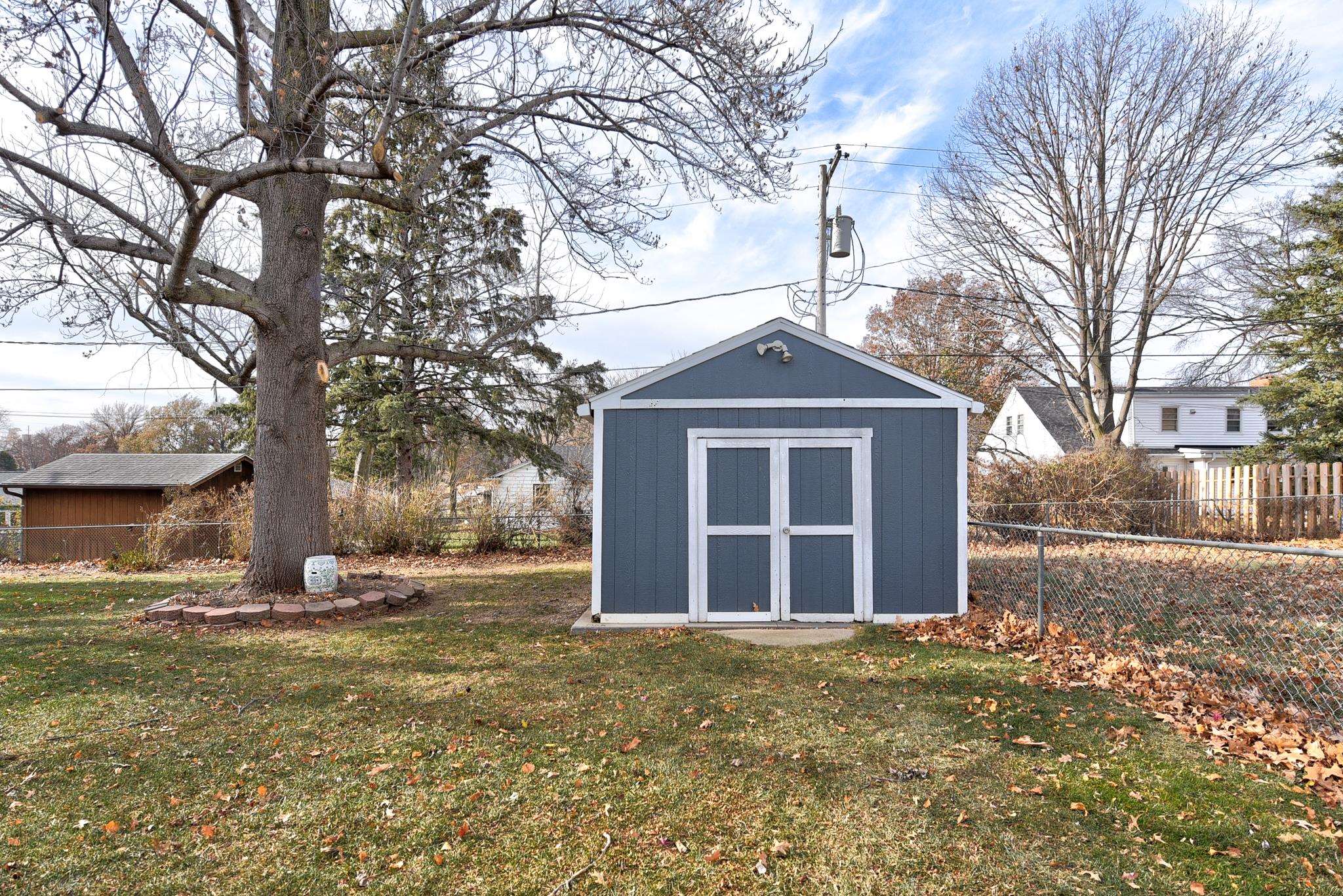 Omaha, Nebraska 68114, United States, 5 Bedrooms Bedrooms, ,2 BathroomsBathrooms,Residential,Pending,121385