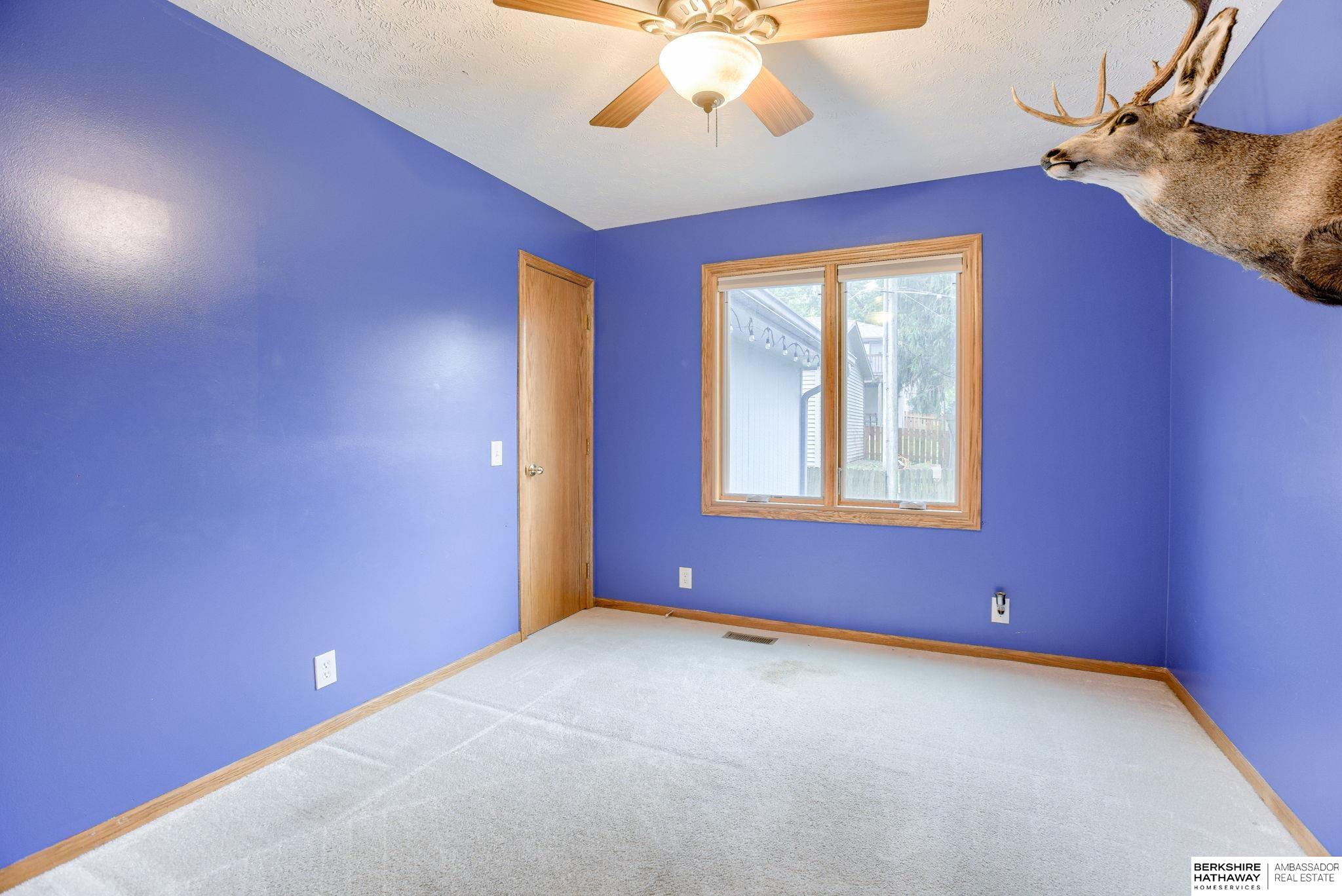 Springfield, Nebraska 68059, United States, 5 Bedrooms Bedrooms, ,3 BathroomsBathrooms,Residential,Pending,144718