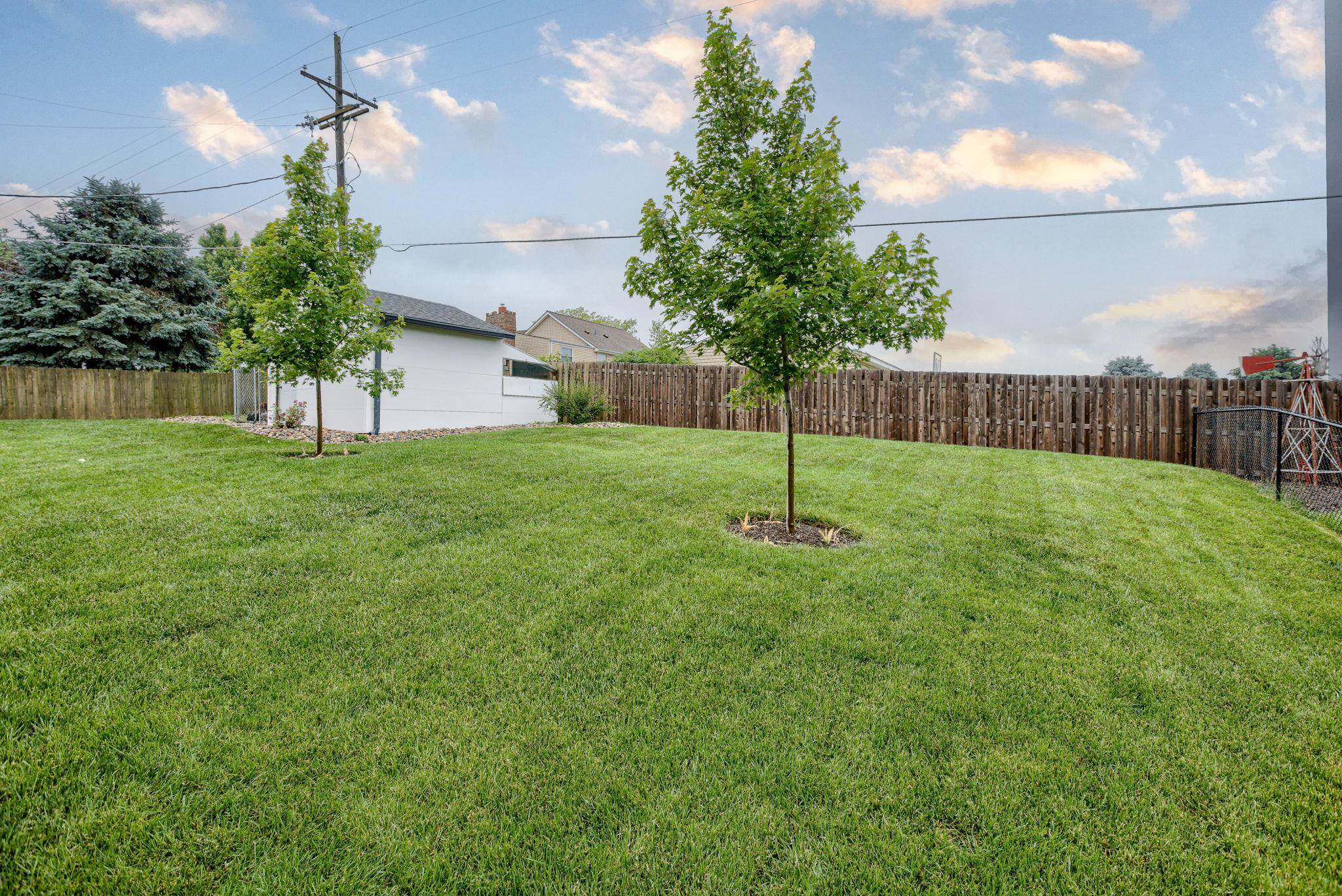 Springfield, Nebraska 68059, United States, 5 Bedrooms Bedrooms, ,3 BathroomsBathrooms,Residential,Pending,144718