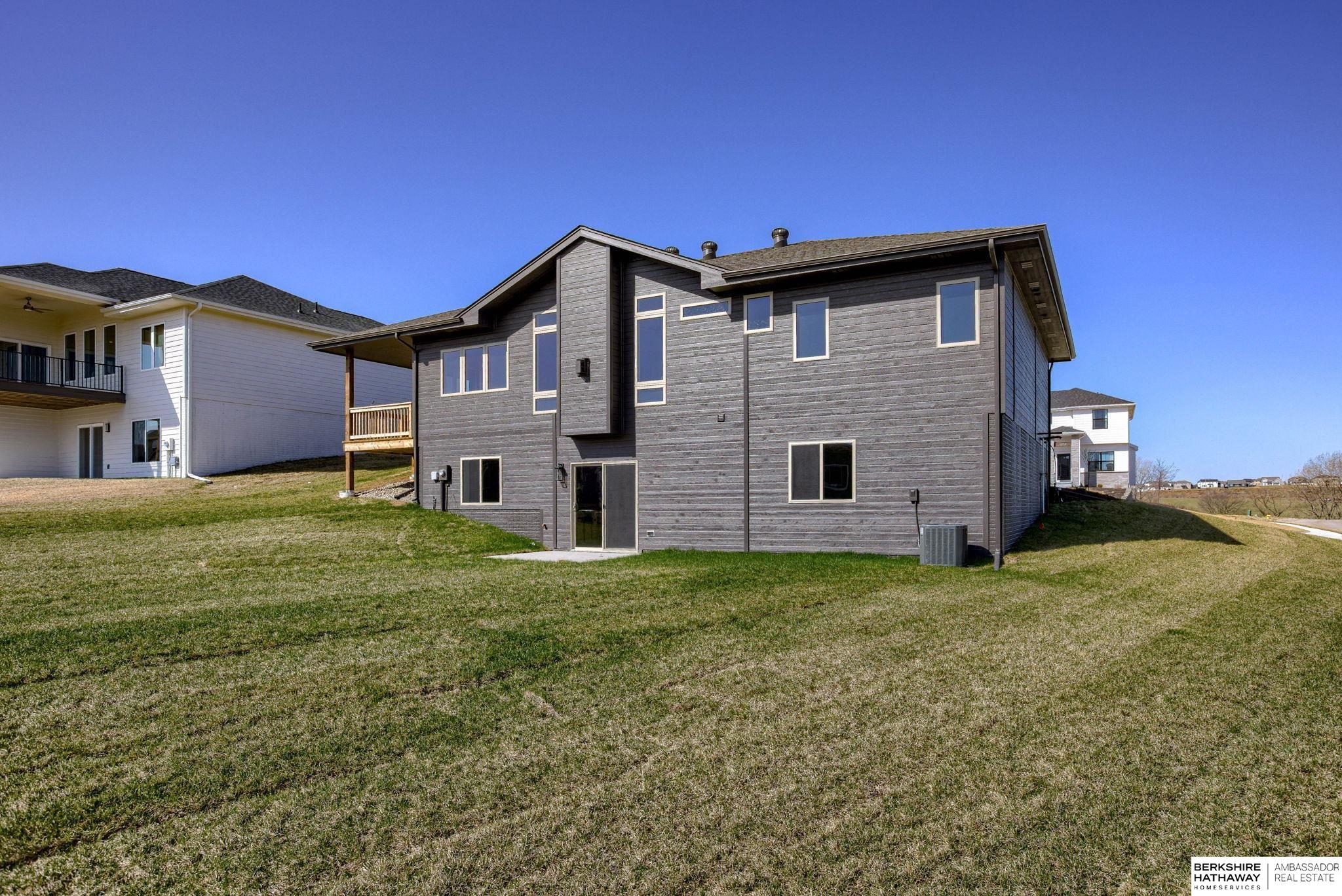 Bennington, Nebraska 68007, United States, 4 Bedrooms Bedrooms, ,3 BathroomsBathrooms,Residential,Active,28393