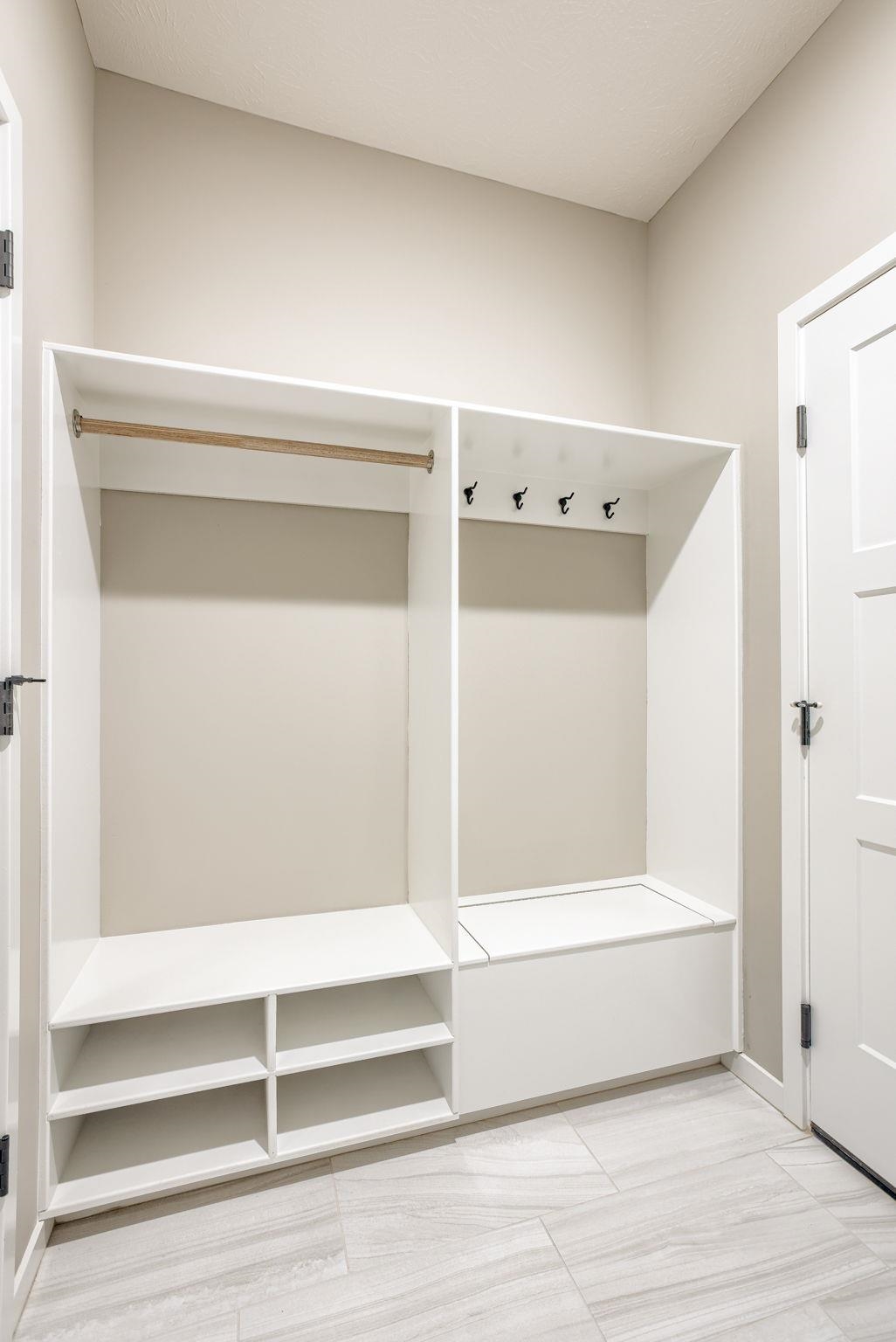 Bennington, Nebraska 68007, United States, 4 Bedrooms Bedrooms, ,3 BathroomsBathrooms,Residential,Active,28393