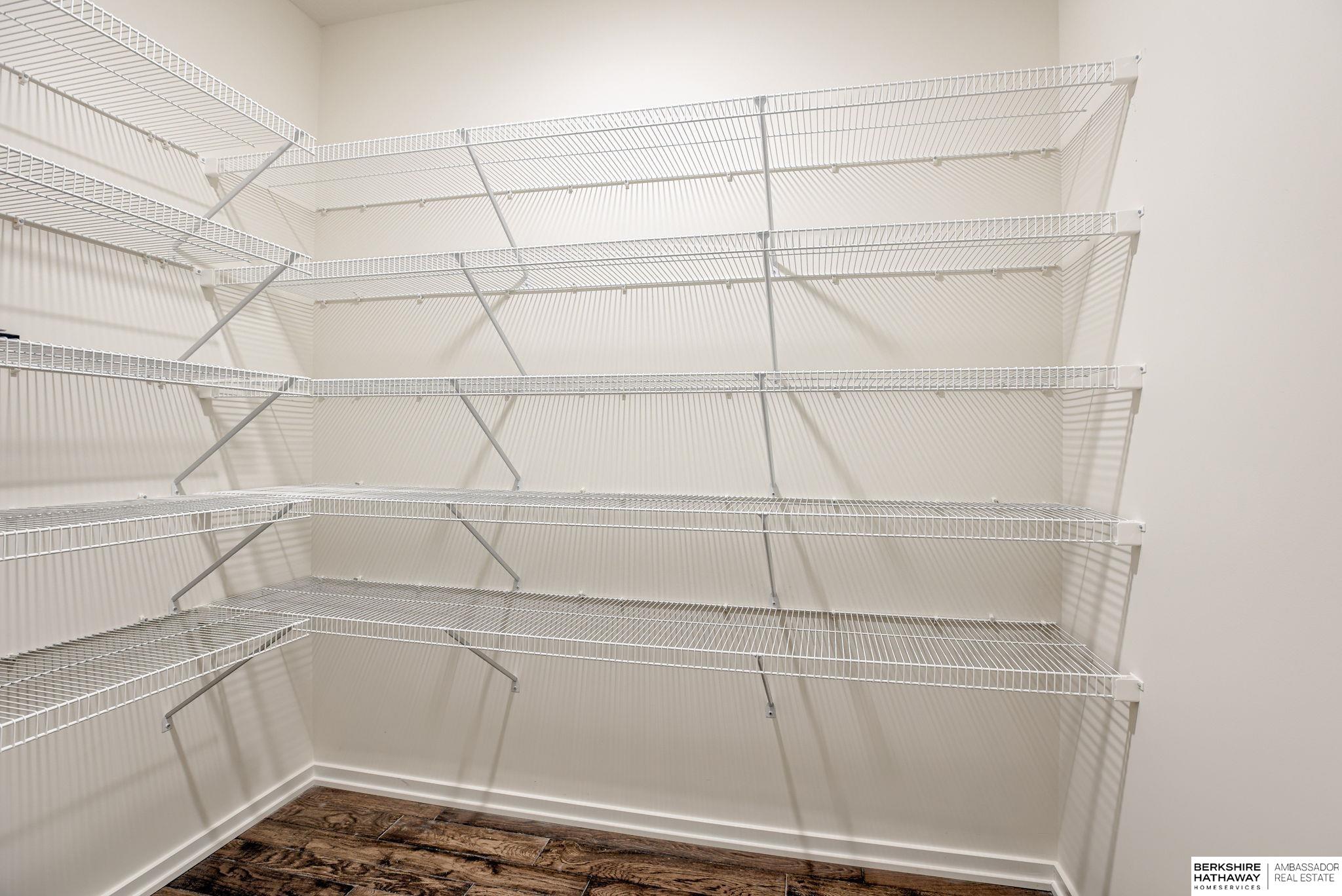 Bennington, Nebraska 68007, United States, 4 Bedrooms Bedrooms, ,3 BathroomsBathrooms,Residential,Active,28393