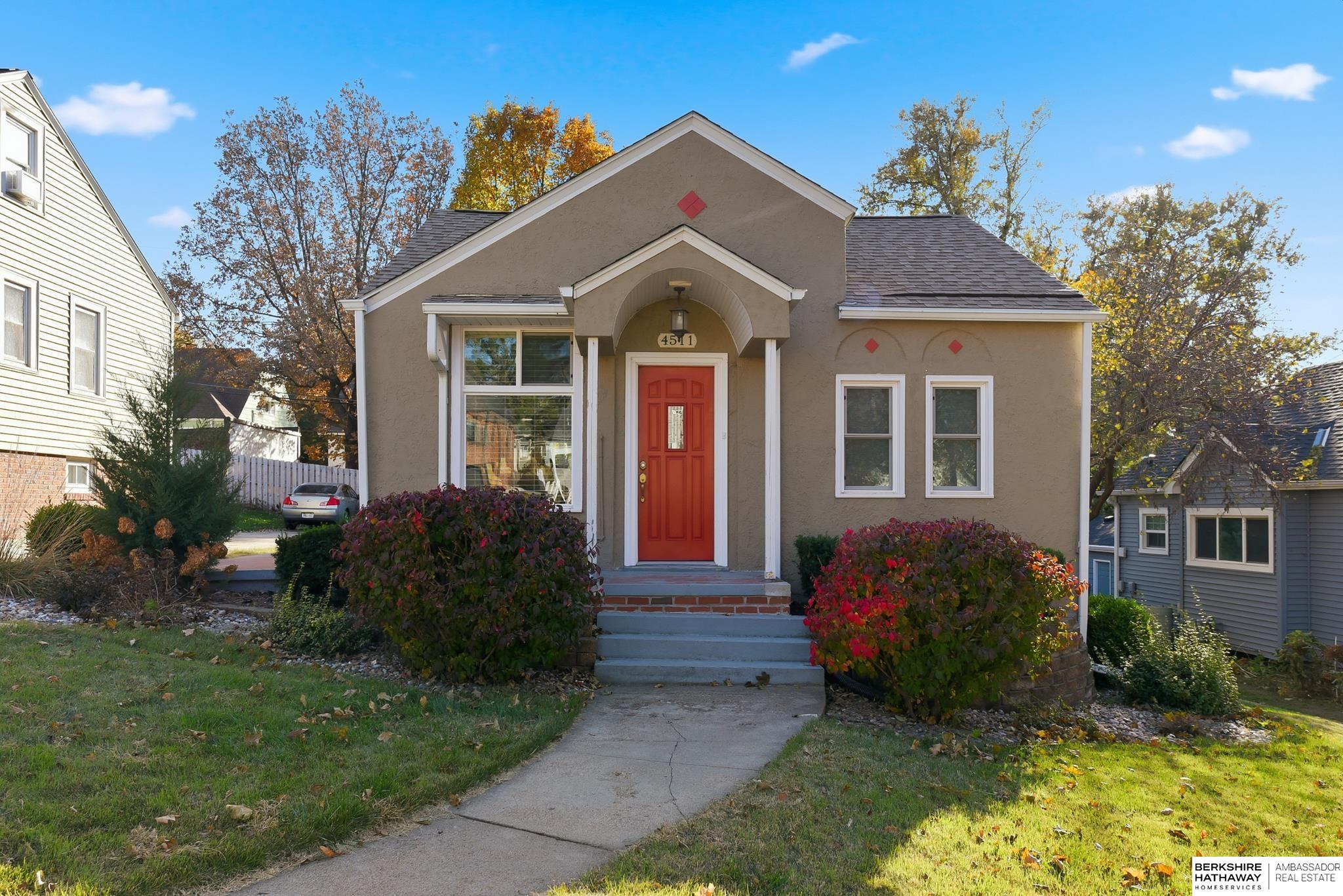 Omaha, Nebraska 68106, United States, 3 Bedrooms Bedrooms, ,2 BathroomsBathrooms,Residential,Active,244200