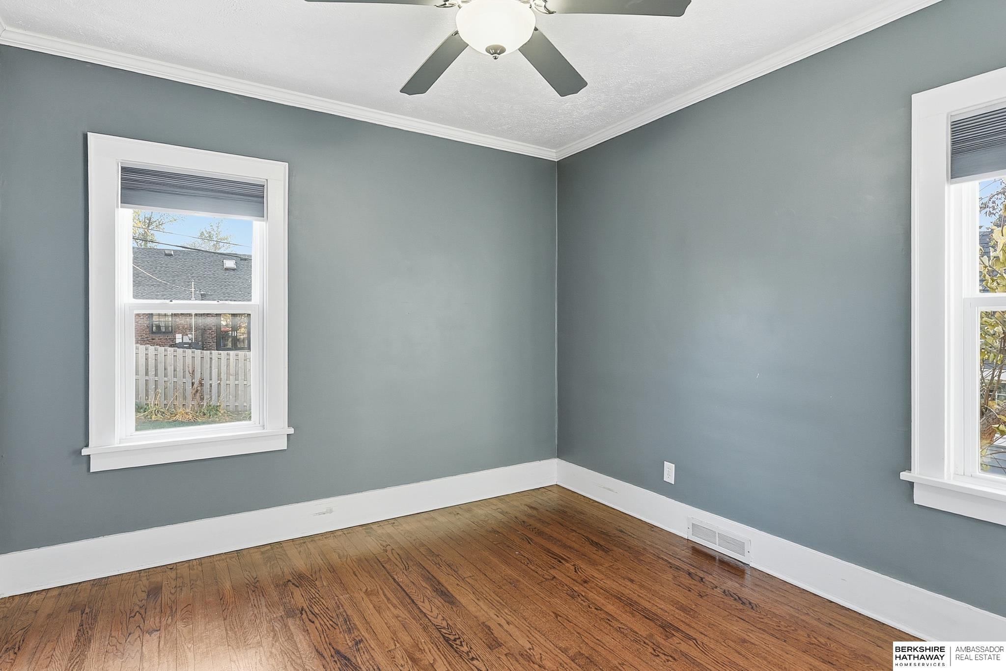 Omaha, Nebraska 68106, United States, 3 Bedrooms Bedrooms, ,2 BathroomsBathrooms,Residential,Active,244200