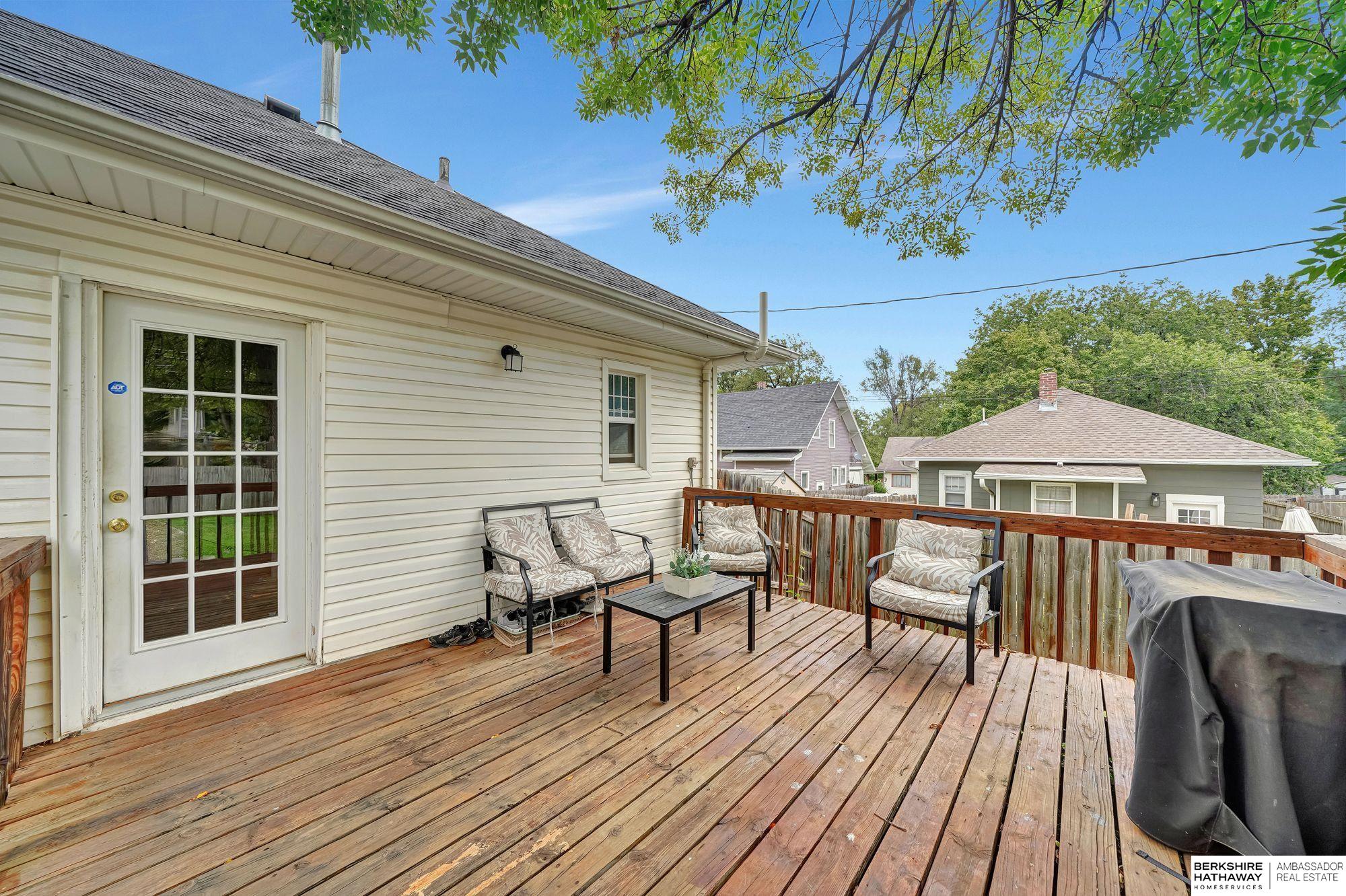 Lincoln, Nebraska 68502, United States, 2 Bedrooms Bedrooms, ,3 BathroomsBathrooms,Residential,Pending,224595