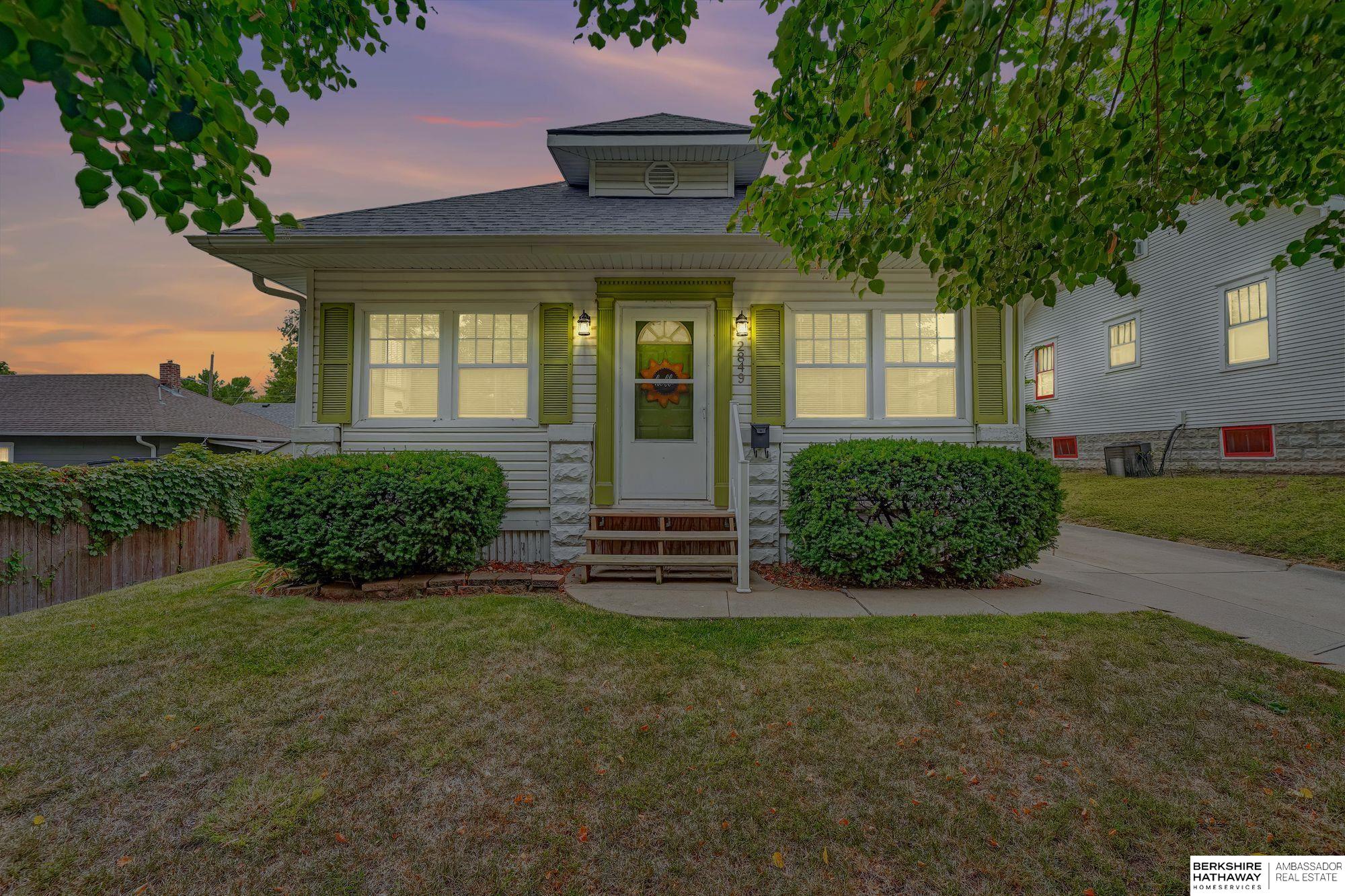 Lincoln, Nebraska 68502, United States, 2 Bedrooms Bedrooms, ,3 BathroomsBathrooms,Residential,Pending,224595