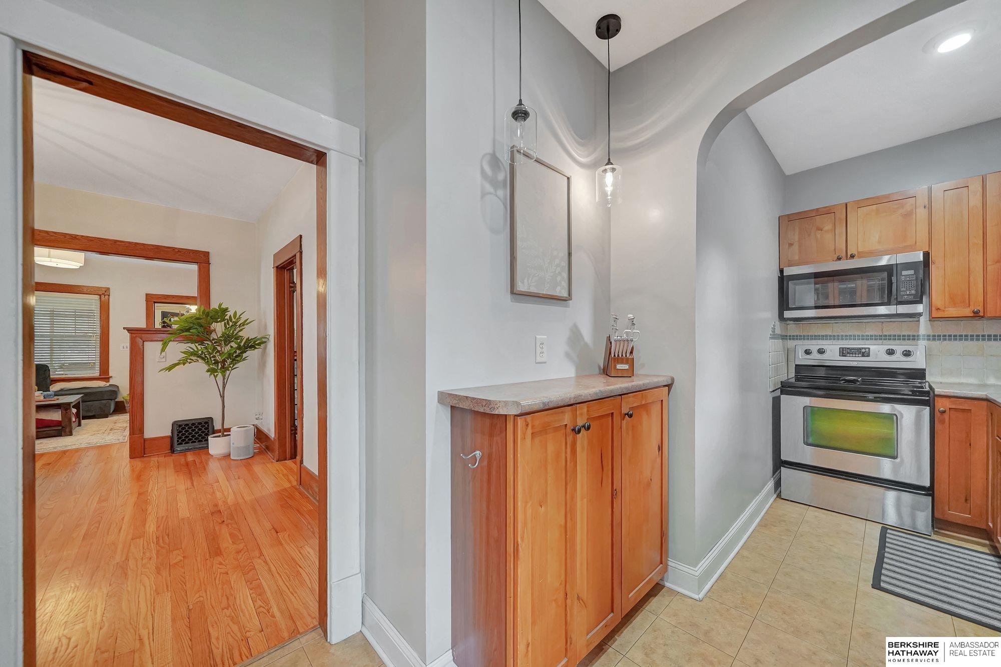 Lincoln, Nebraska 68502, United States, 2 Bedrooms Bedrooms, ,3 BathroomsBathrooms,Residential,Pending,224595