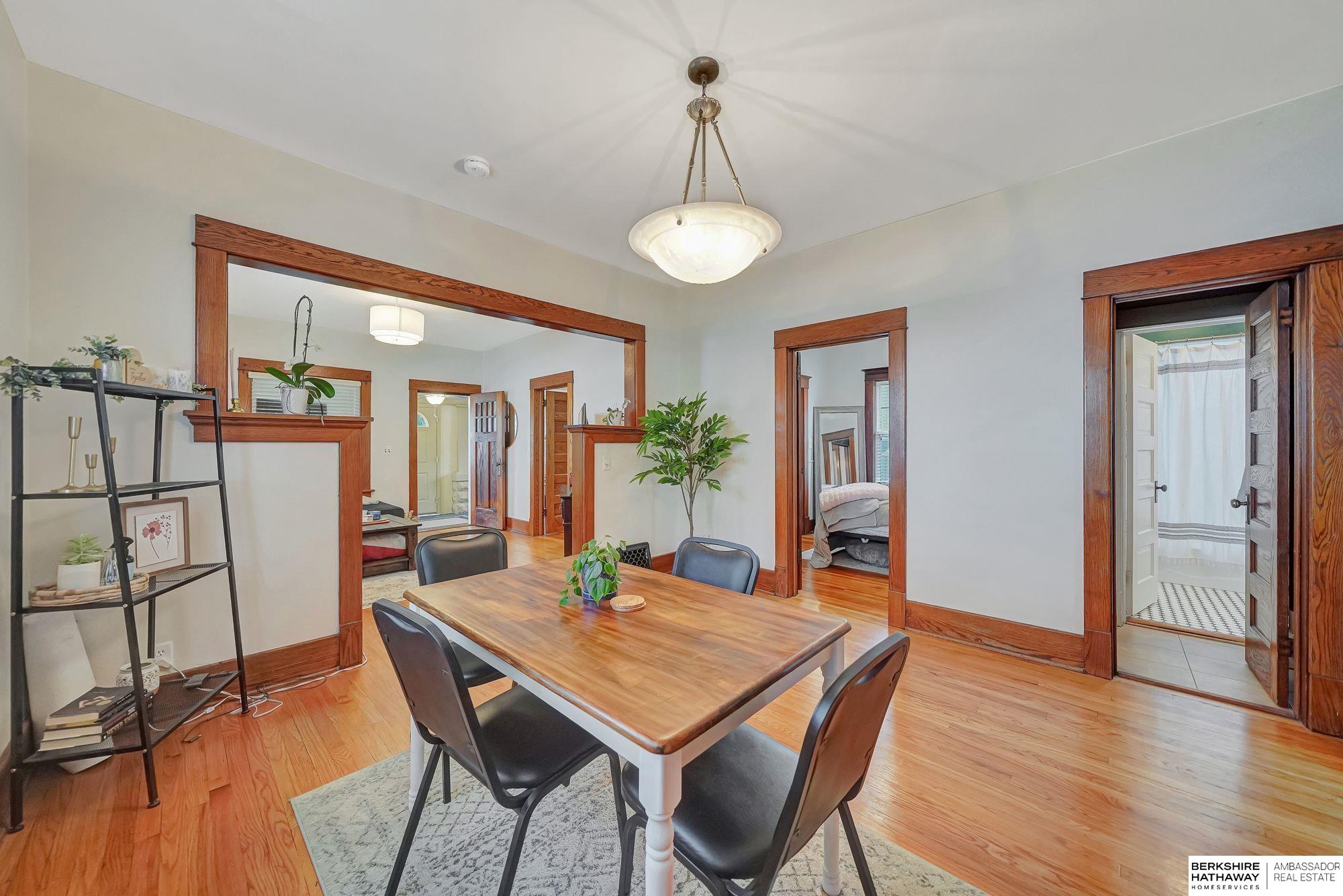 Lincoln, Nebraska 68502, United States, 2 Bedrooms Bedrooms, ,3 BathroomsBathrooms,Residential,Pending,224595