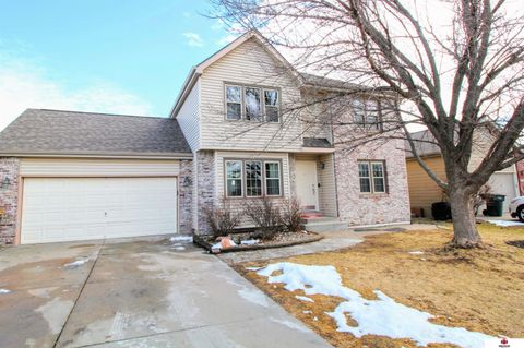 Photo of 7030 S 30th Place, Lincoln, NE 68516 (MLS # 22605094)