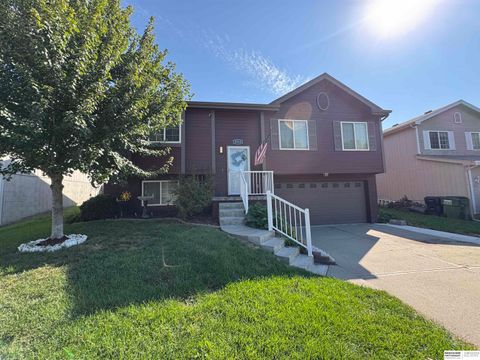 Photo of 5313 S 186th Avenue, Omaha, NE 68135 (MLS # 22527856)