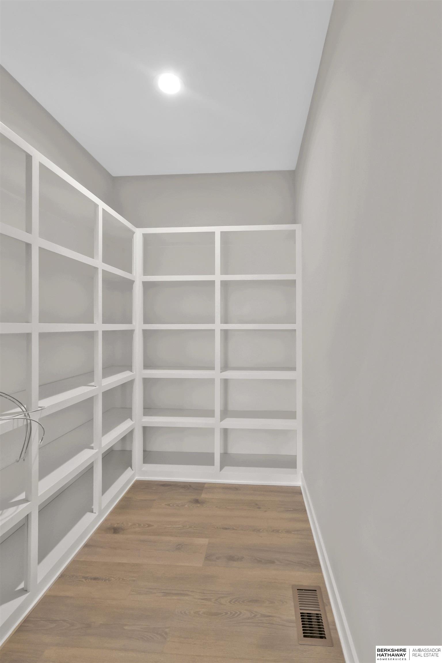 Elkhorn, Nebraska 68022, United States, 4 Bedrooms Bedrooms, ,3 BathroomsBathrooms,Residential,Active,20174