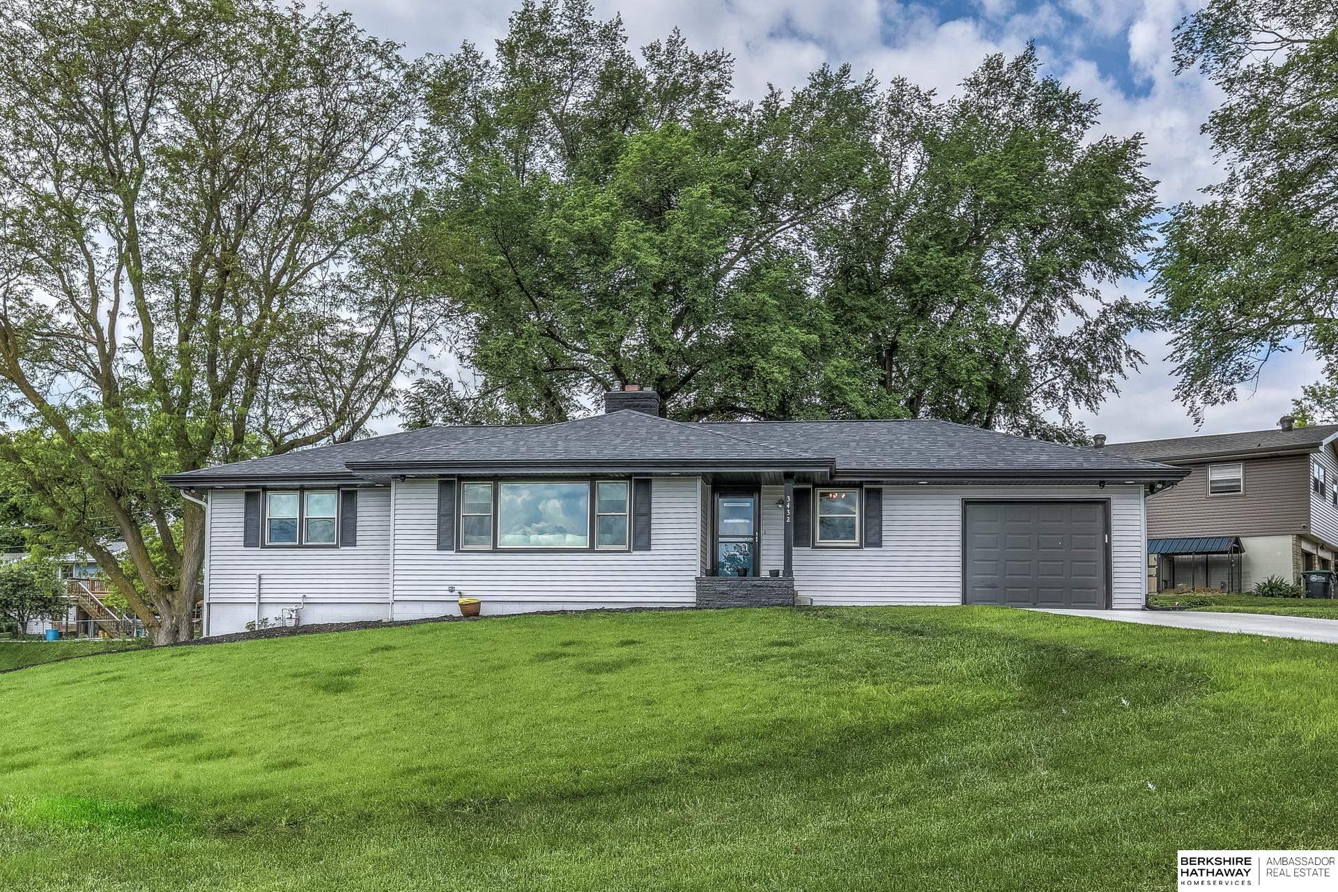 Elkhorn, Nebraska 68022, United States, 4 Bedrooms Bedrooms, ,2 BathroomsBathrooms,Residential,Active,174828