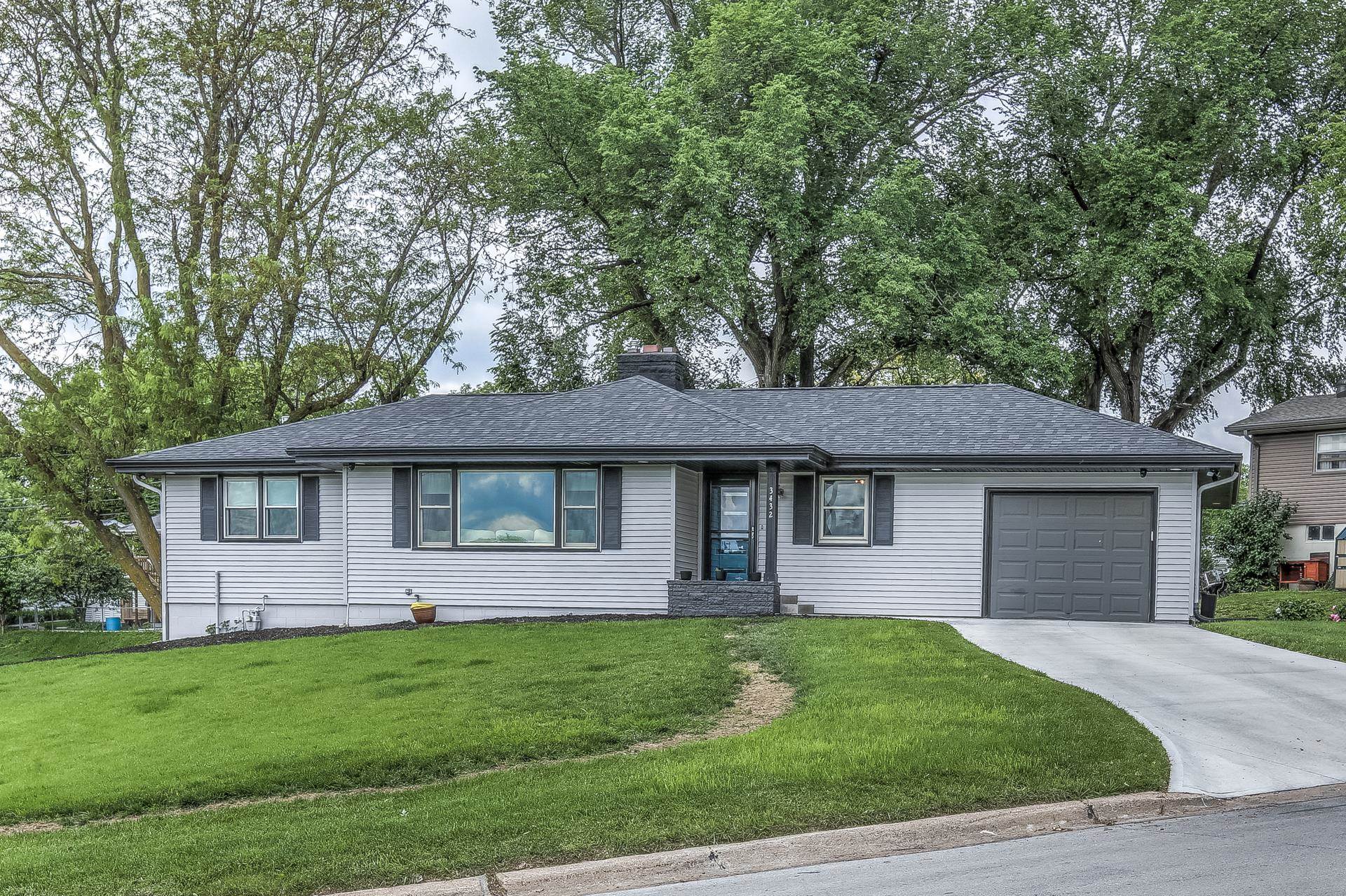 Elkhorn, Nebraska 68022, United States, 4 Bedrooms Bedrooms, ,2 BathroomsBathrooms,Residential,Active,174828