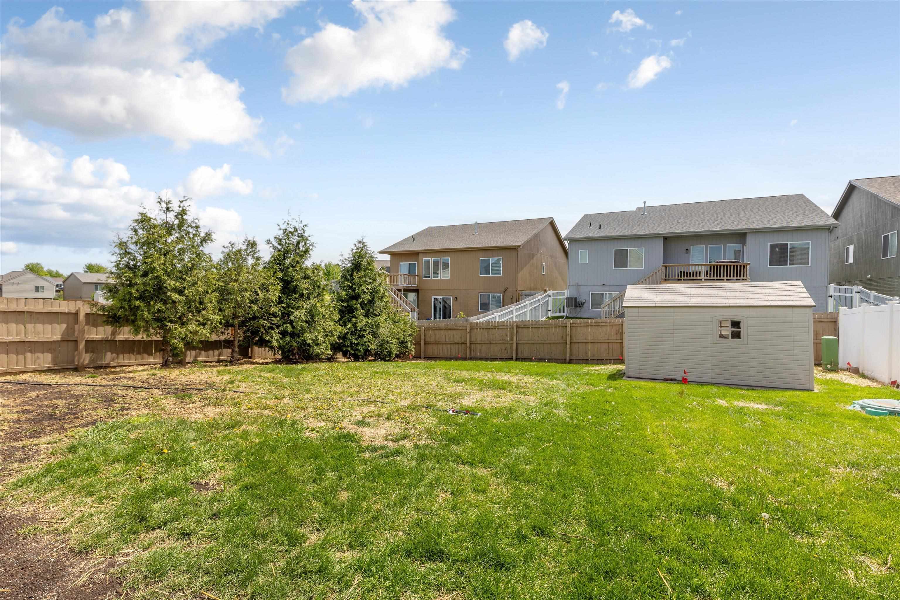 Bennington, Nebraska 68007, United States, 3 Bedrooms Bedrooms, ,3 BathroomsBathrooms,Residential,Pending,124951