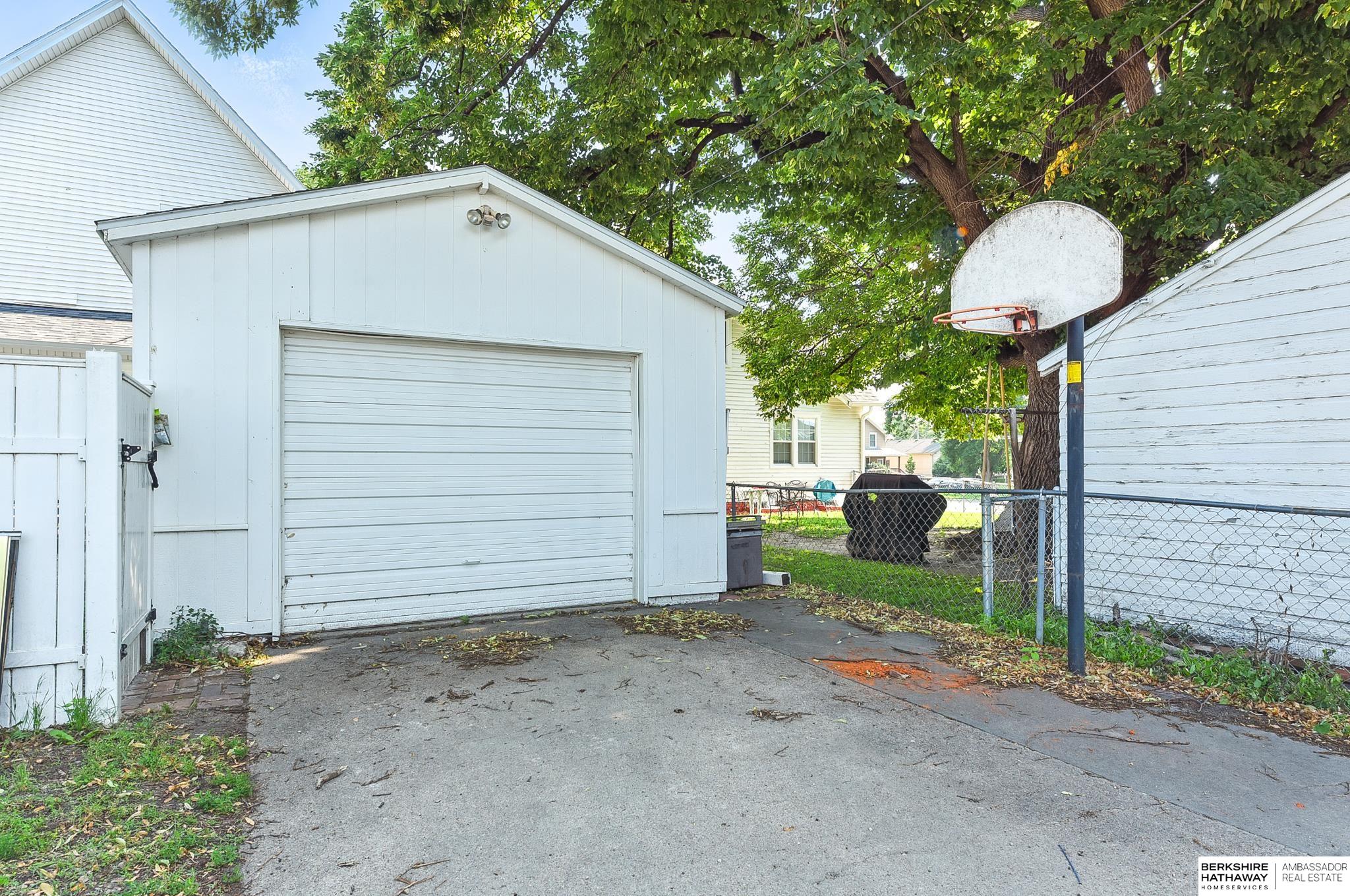 Fremont, Nebraska 68025, United States, 5 Bedrooms Bedrooms, ,2 BathroomsBathrooms,Residential,Active,152308