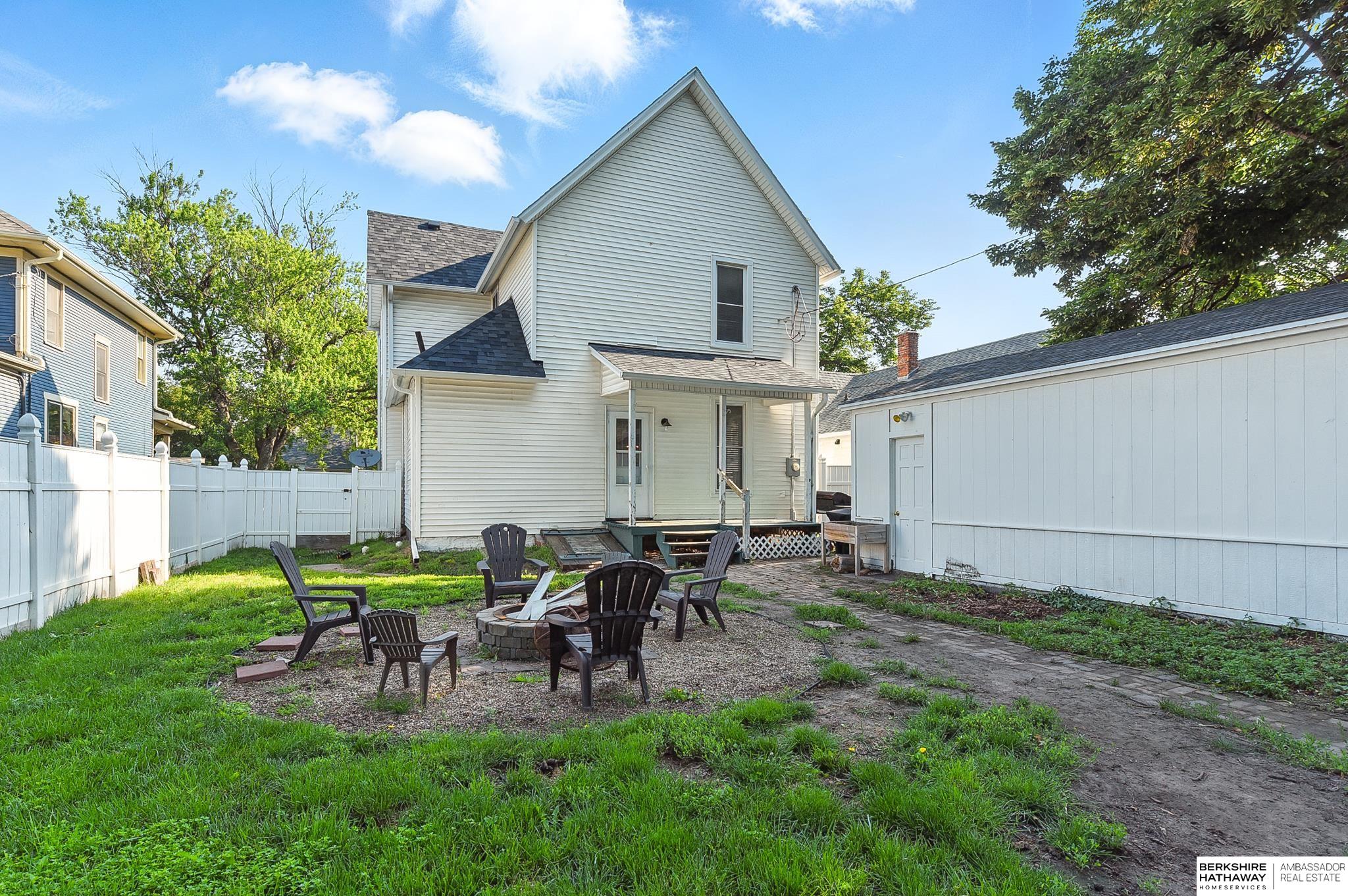 Fremont, Nebraska 68025, United States, 5 Bedrooms Bedrooms, ,2 BathroomsBathrooms,Residential,Active,152308