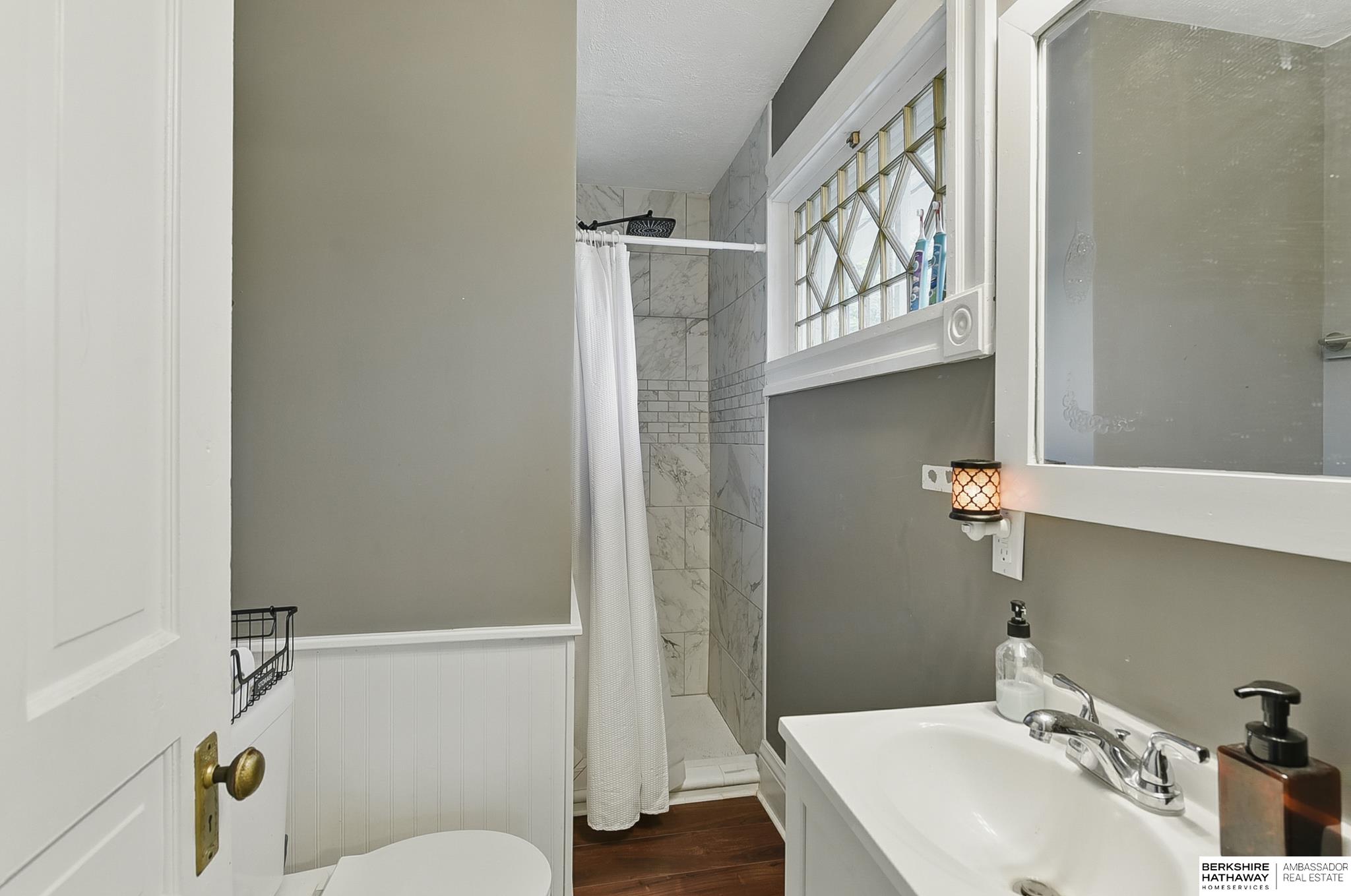 Fremont, Nebraska 68025, United States, 5 Bedrooms Bedrooms, ,2 BathroomsBathrooms,Residential,Active,152308