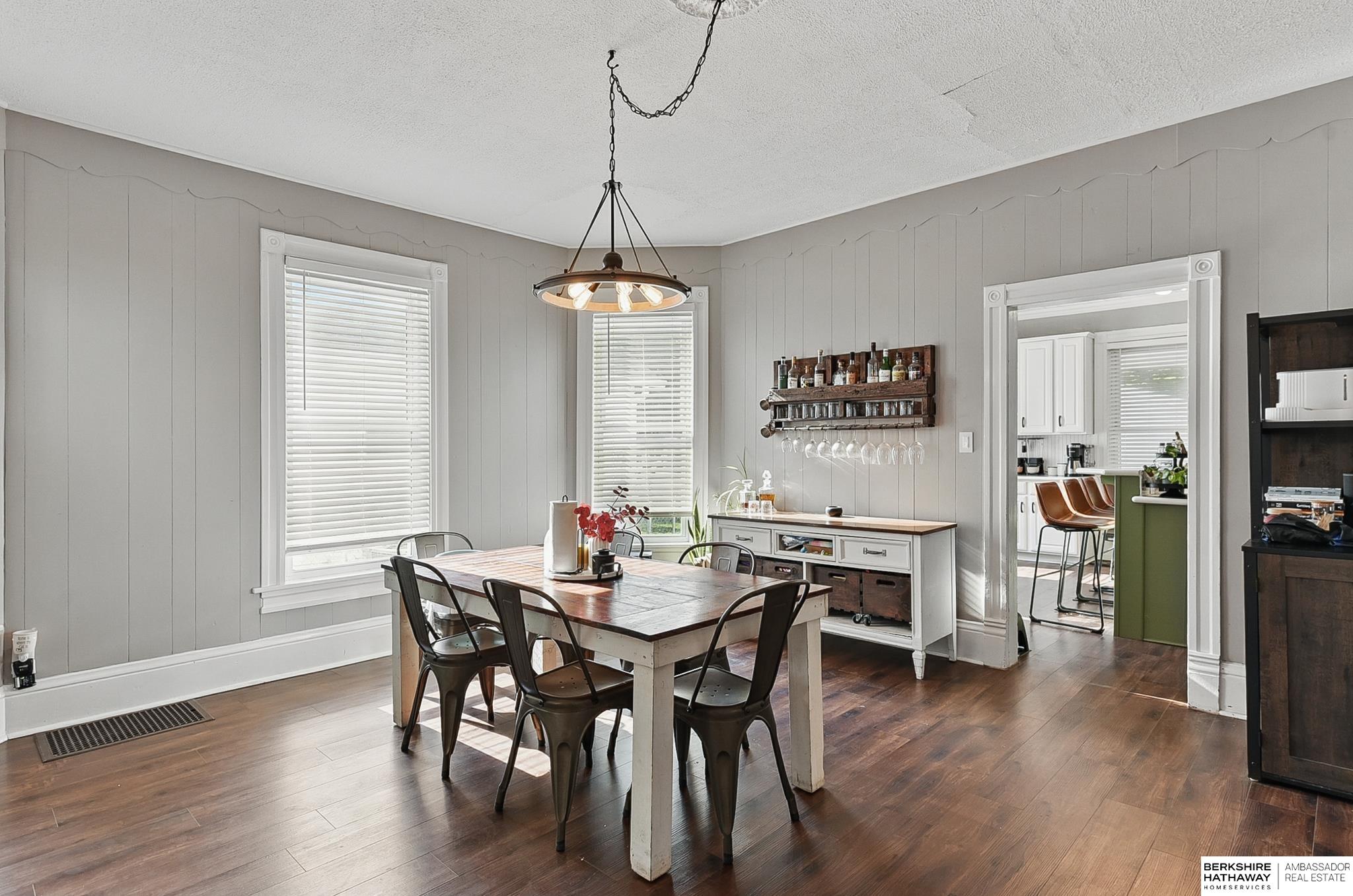 Fremont, Nebraska 68025, United States, 5 Bedrooms Bedrooms, ,2 BathroomsBathrooms,Residential,Active,152308