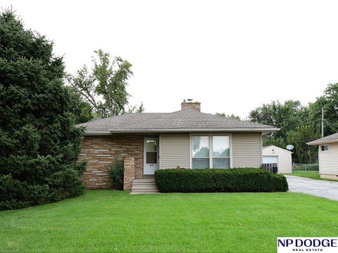 Photo of 6830 Pacific Street, Omaha, NE 68106 (MLS # 22627271)