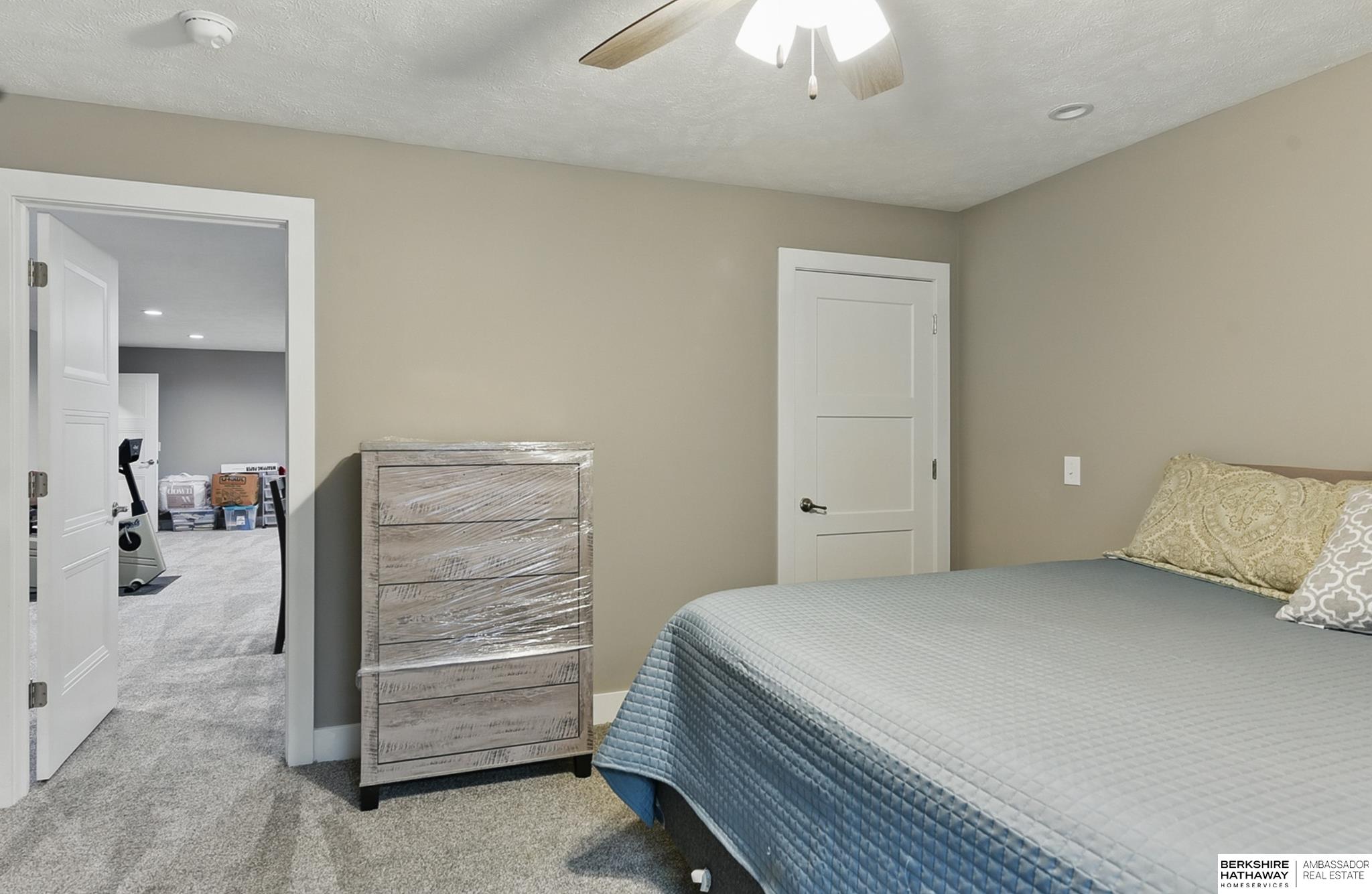 Papillion, Nebraska 68046, United States, 4 Bedrooms Bedrooms, ,3 BathroomsBathrooms,Residential,Active,135978