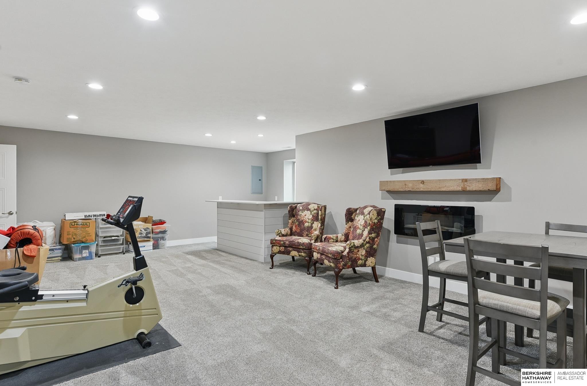 Papillion, Nebraska 68046, United States, 4 Bedrooms Bedrooms, ,3 BathroomsBathrooms,Residential,Active,135978