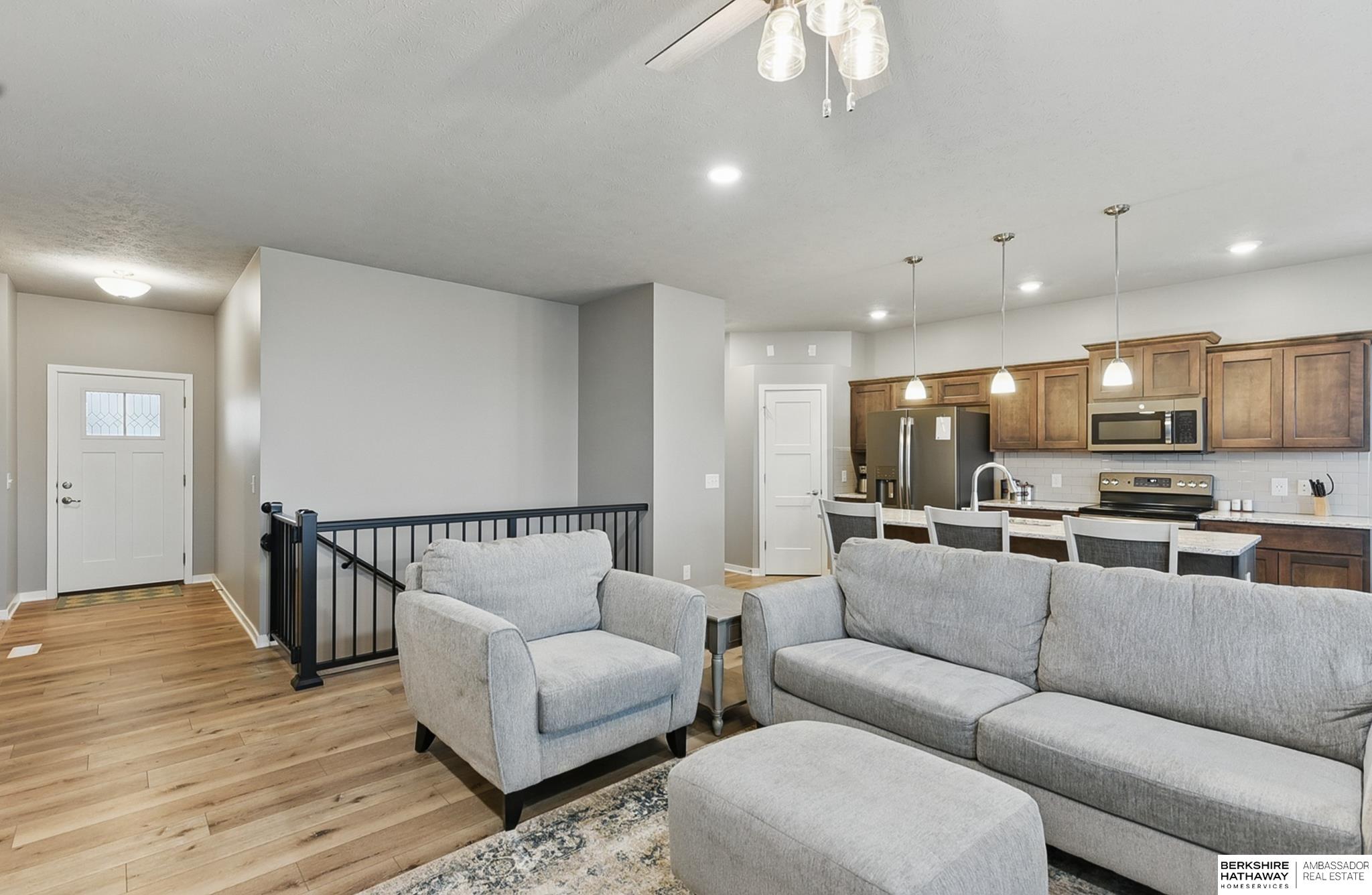 Papillion, Nebraska 68046, United States, 4 Bedrooms Bedrooms, ,3 BathroomsBathrooms,Residential,Active,135978