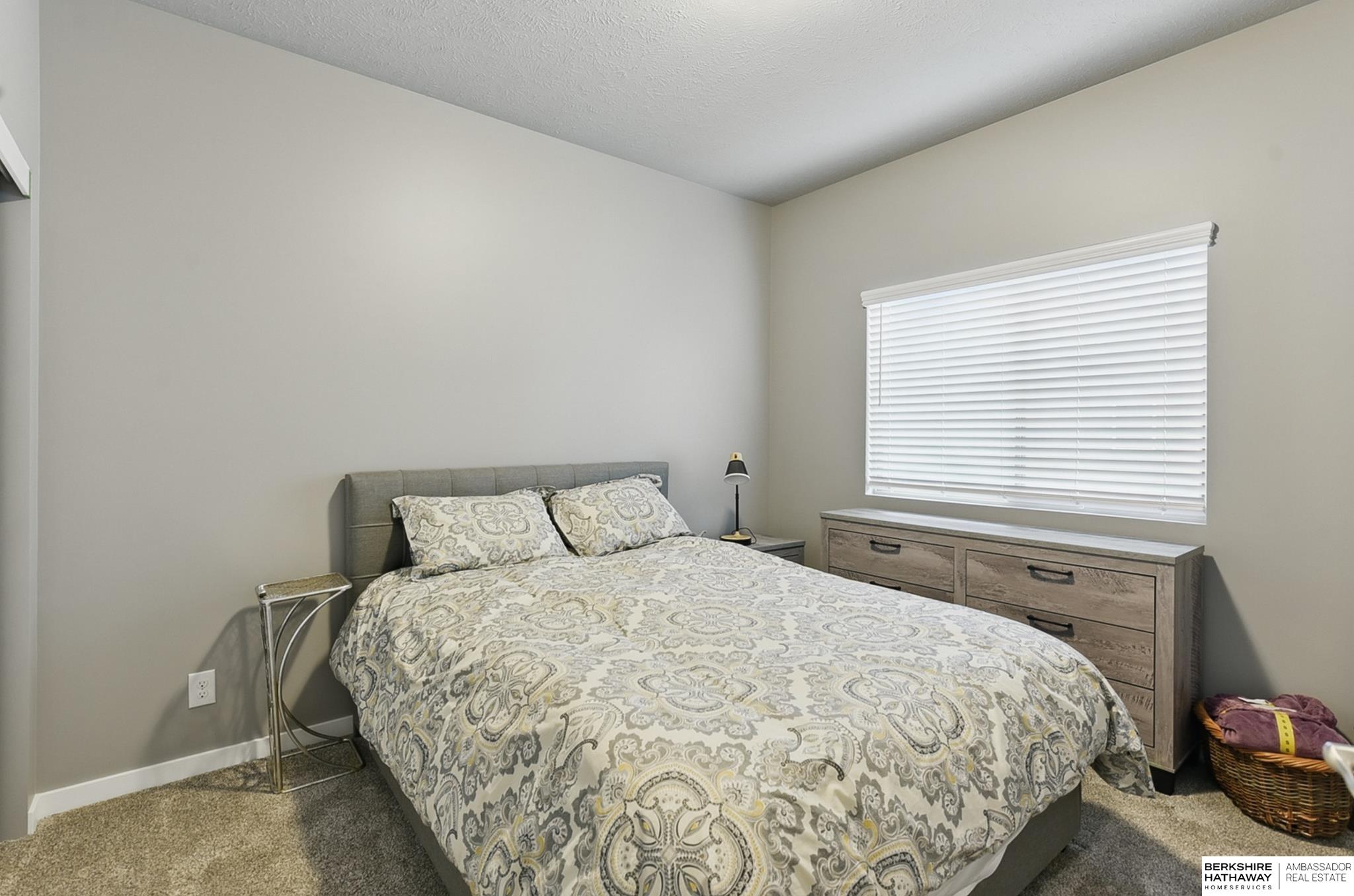 Papillion, Nebraska 68046, United States, 4 Bedrooms Bedrooms, ,3 BathroomsBathrooms,Residential,Active,135978