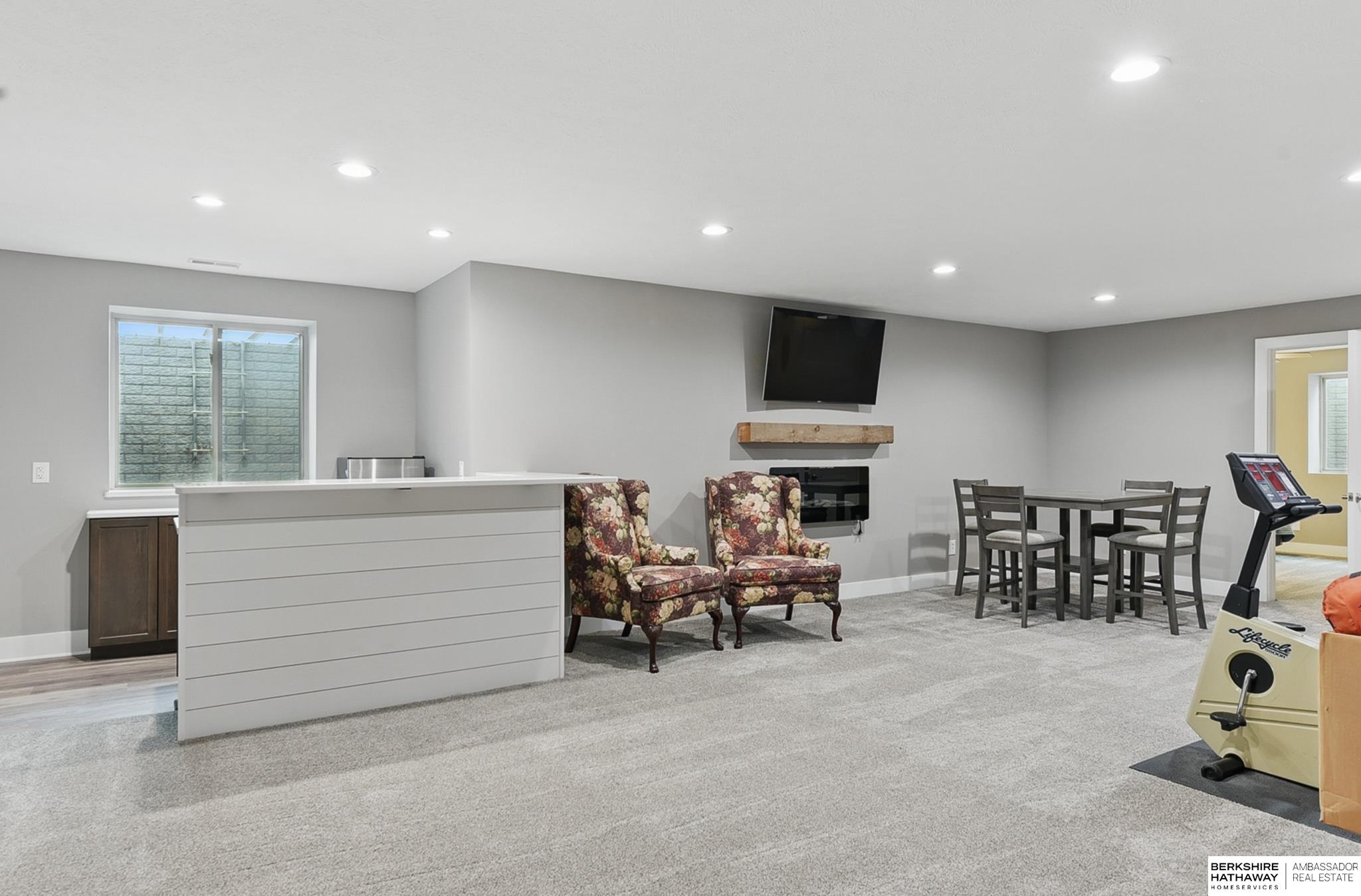 Papillion, Nebraska 68046, United States, 4 Bedrooms Bedrooms, ,3 BathroomsBathrooms,Residential,Active,135978