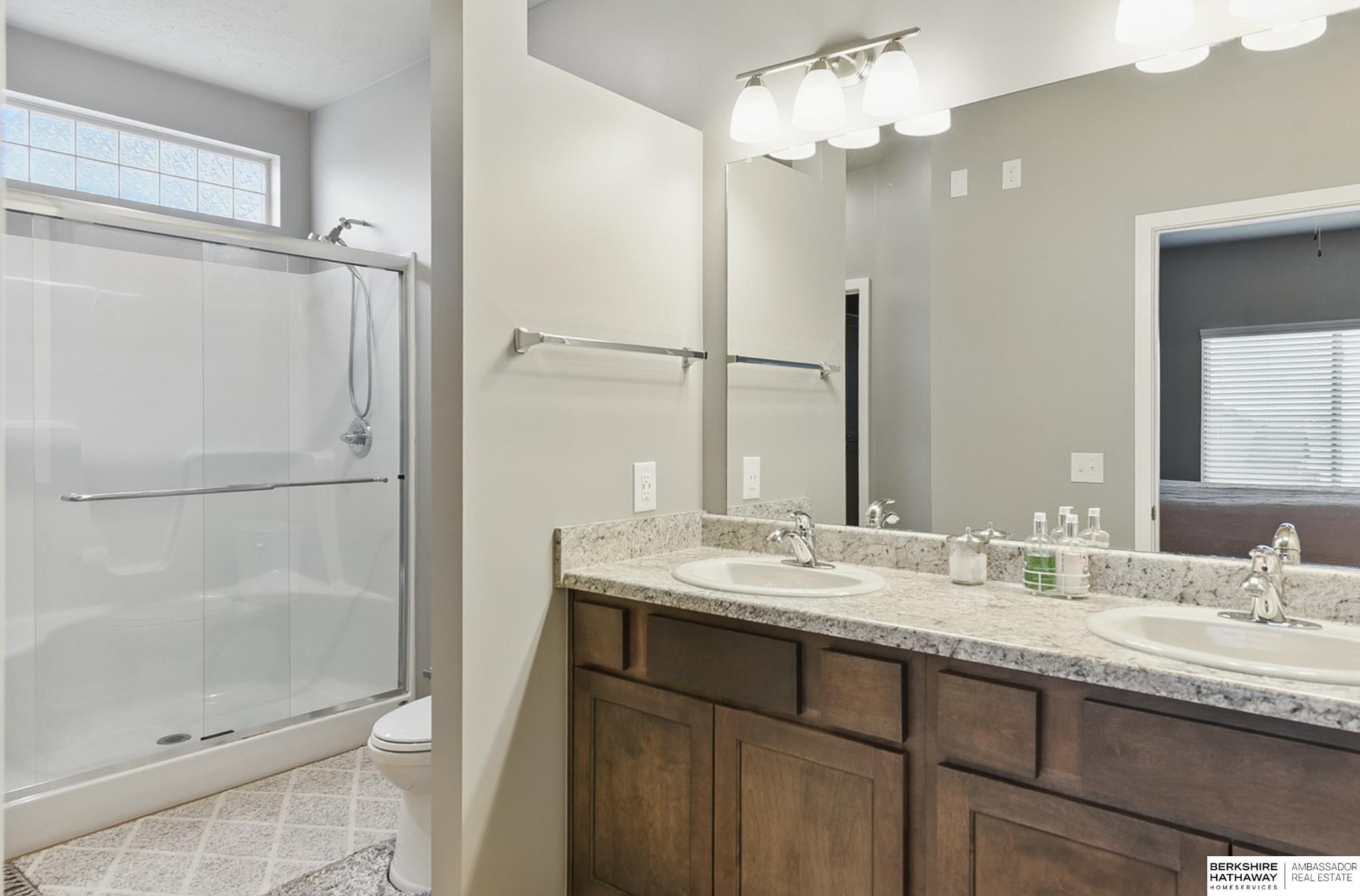 Papillion, Nebraska 68046, United States, 4 Bedrooms Bedrooms, ,3 BathroomsBathrooms,Residential,Active,135978