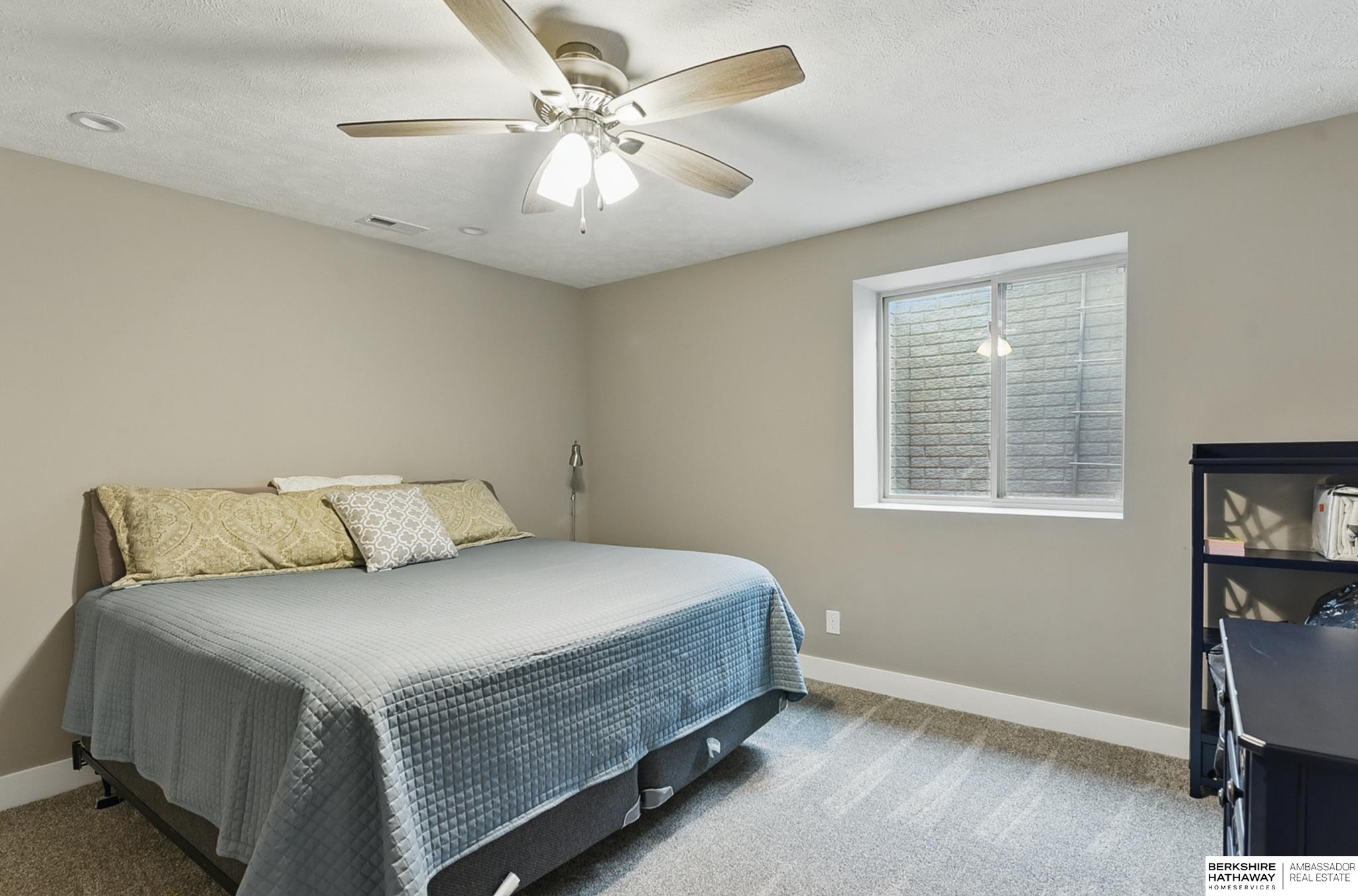 Papillion, Nebraska 68046, United States, 4 Bedrooms Bedrooms, ,3 BathroomsBathrooms,Residential,Active,135978