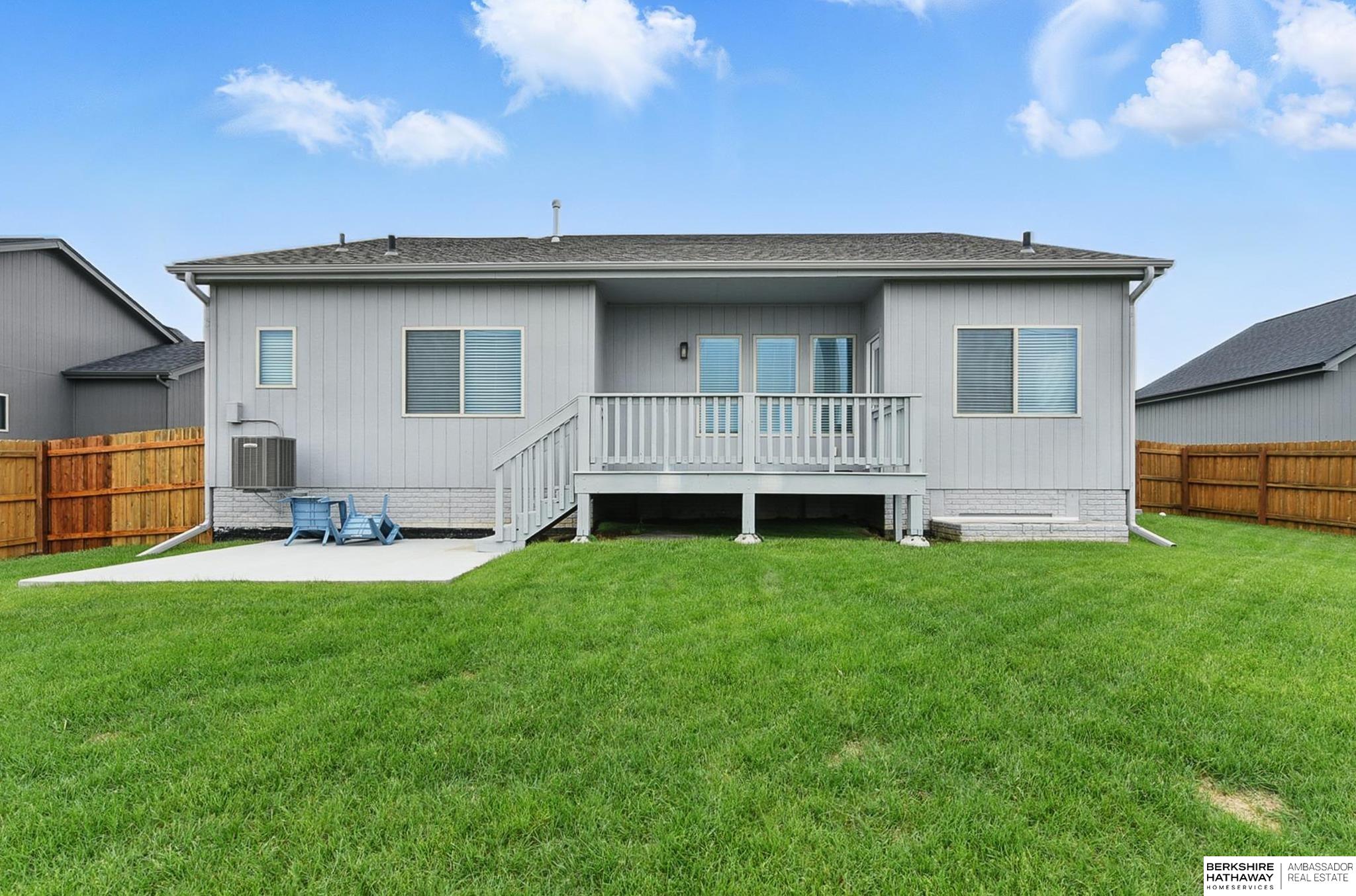 Papillion, Nebraska 68046, United States, 4 Bedrooms Bedrooms, ,3 BathroomsBathrooms,Residential,Active,135978