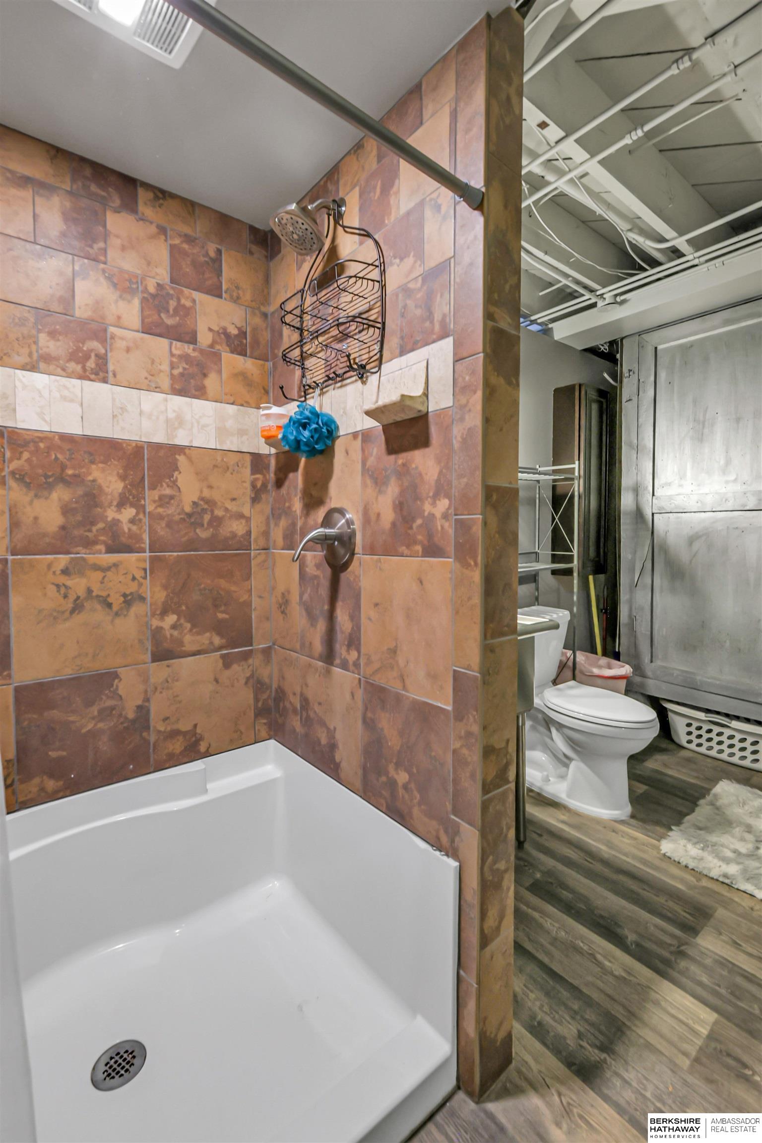 Omaha, Nebraska 68104, United States, 3 Bedrooms Bedrooms, ,2 BathroomsBathrooms,Residential,Active,239337