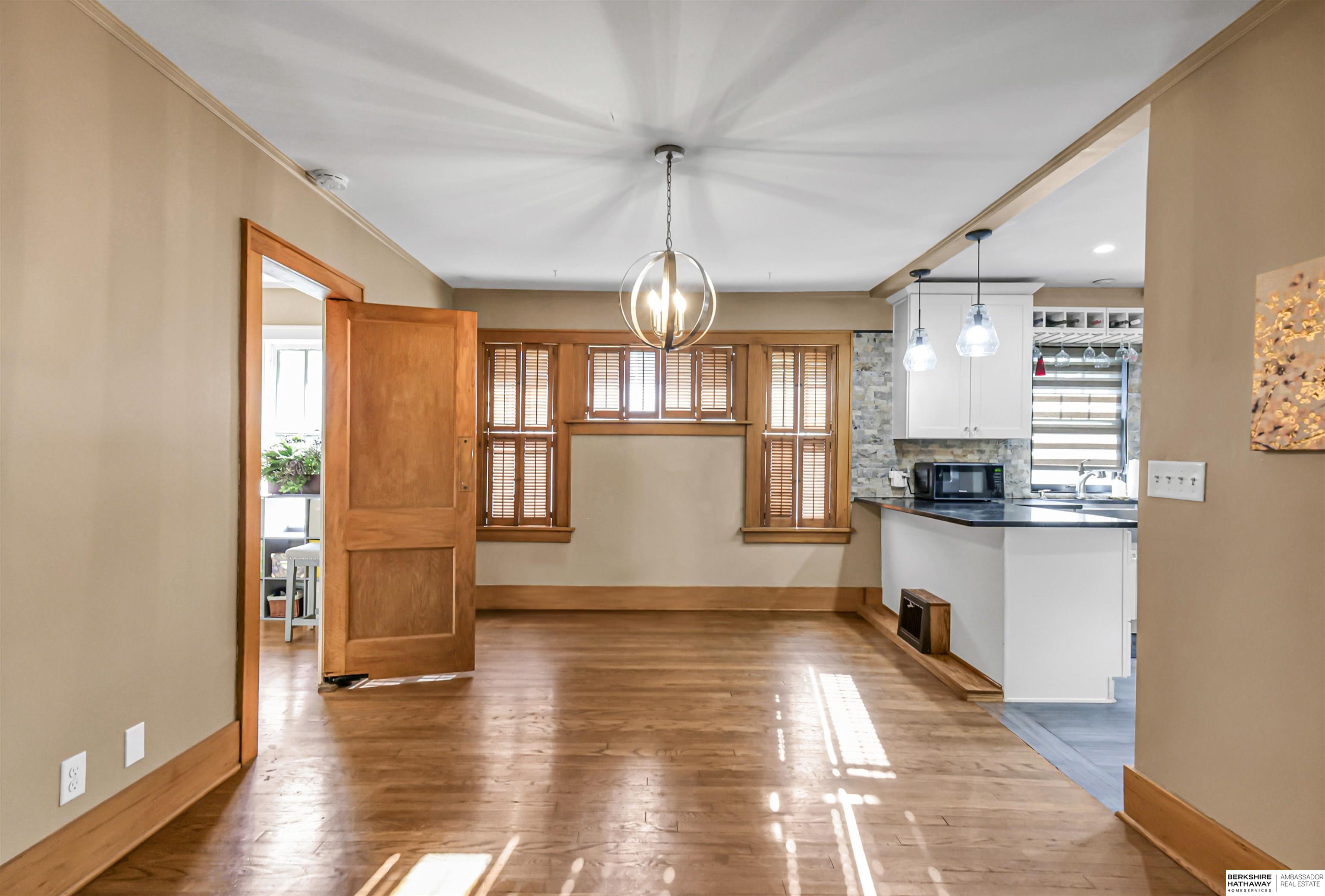 Omaha, Nebraska 68104, United States, 3 Bedrooms Bedrooms, ,2 BathroomsBathrooms,Residential,Active,239337