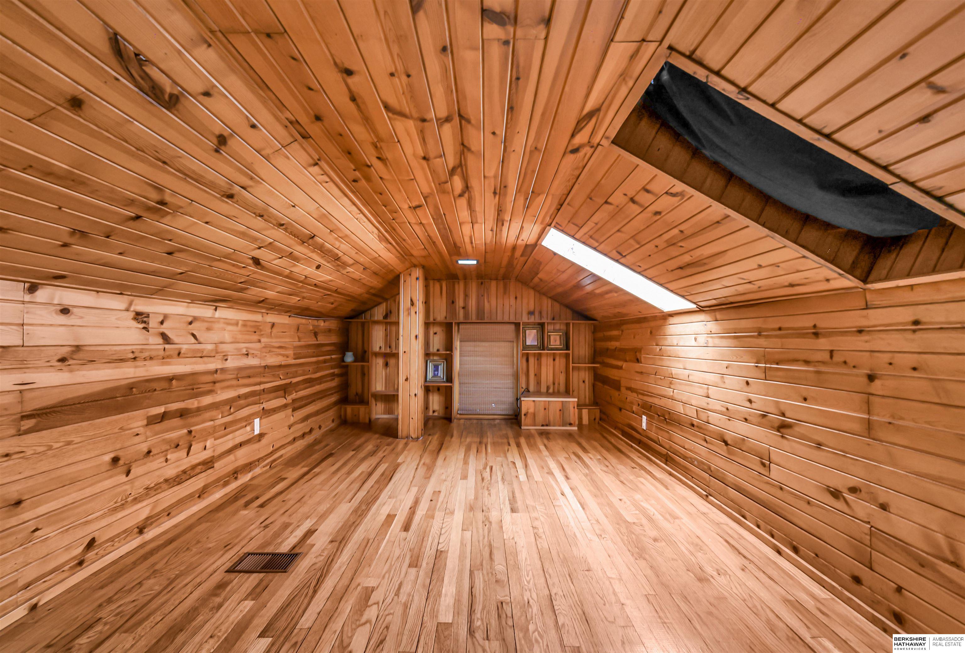 Omaha, Nebraska 68104, United States, 3 Bedrooms Bedrooms, ,2 BathroomsBathrooms,Residential,Active,239337