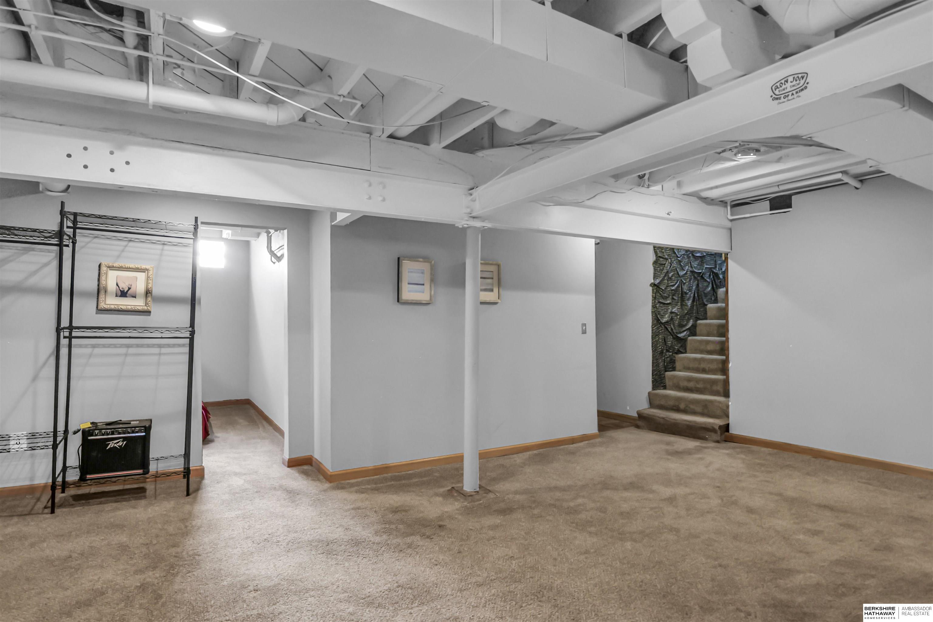 Omaha, Nebraska 68104, United States, 3 Bedrooms Bedrooms, ,2 BathroomsBathrooms,Residential,Active,239337