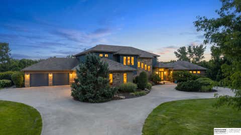 Photo of 1862 County Road 5, Yutan, NE 68073 (MLS # 22620119)