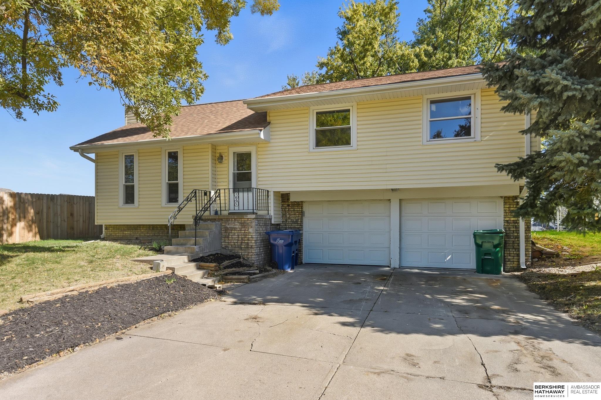 Omaha, Nebraska 68138, United States, 3 Bedrooms Bedrooms, ,1 BathroomBathrooms,Residential,Active,232206