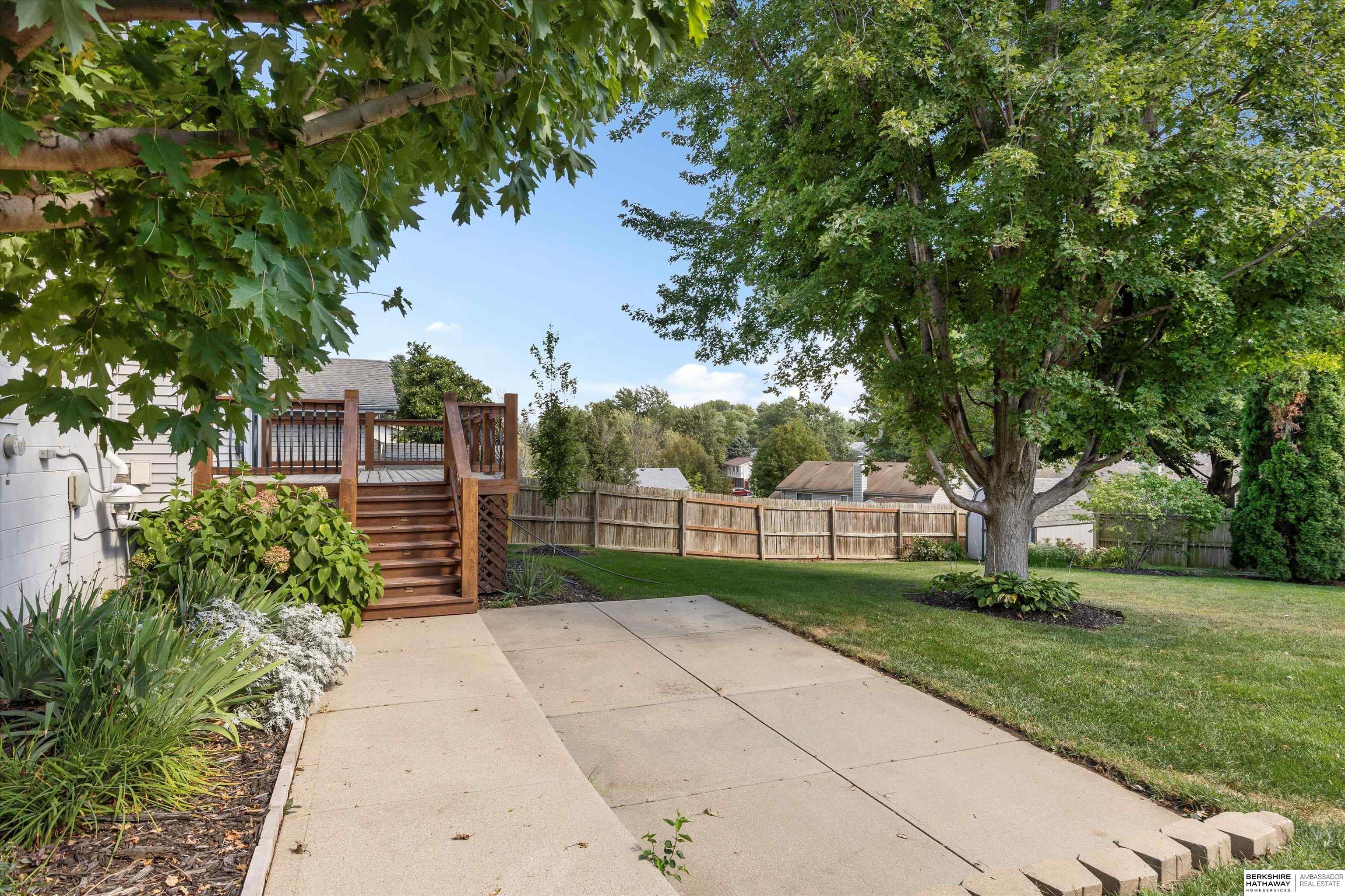 Omaha, Nebraska 68138, United States, 2 Bedrooms Bedrooms, ,2 BathroomsBathrooms,Residential,Pending,211126