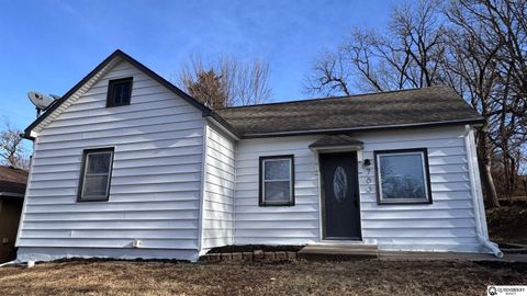 Photo of 703 S 10th Street, Plattsmouth, NE 68048 (MLS # 22535430)